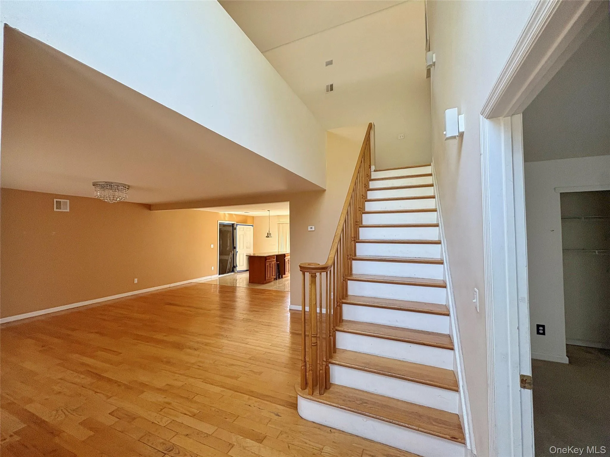 249 Haven Avenue, Islip, NY, 7 Bedrooms Bedrooms, 13 Rooms Rooms,3 BathroomsBathrooms,Residential,For Rent,Haven,0,1048412 249 Haven Avenue, Islip, NY, 7 Bedrooms Bedrooms, 13 Rooms Rooms,3 BathroomsBathrooms,Residential,For Rent,Haven,0,1048412