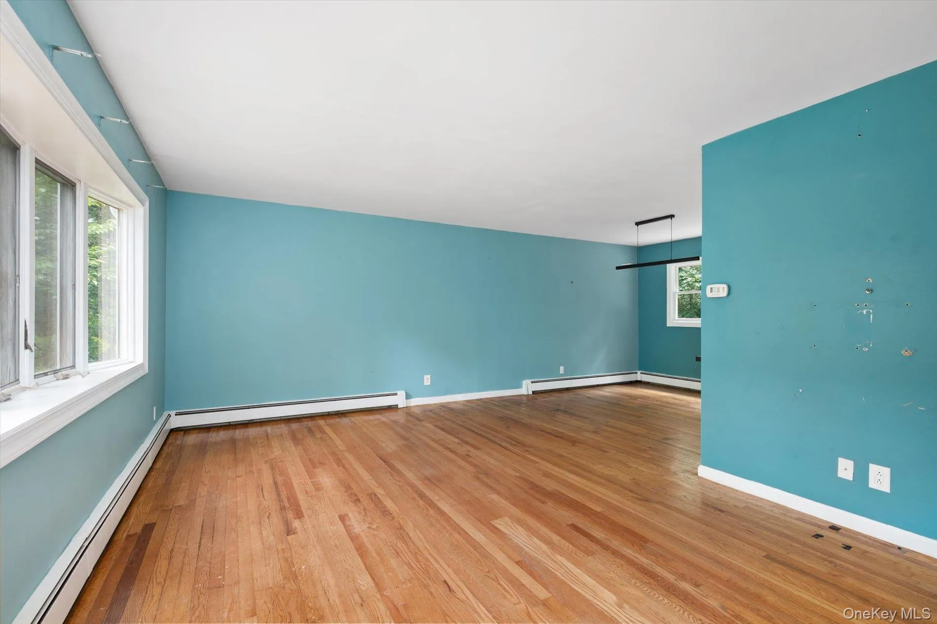 6 Valleywood Road, Smithtown, NY, 3 Bedrooms Bedrooms, 7 Rooms Rooms,2 BathroomsBathrooms,Residential,For Rent,Valleywood,0,1048419 6 Valleywood Road, Smithtown, NY, 3 Bedrooms Bedrooms, 7 Rooms Rooms,2 BathroomsBathrooms,Residential,For Rent,Valleywood,0,1048419
