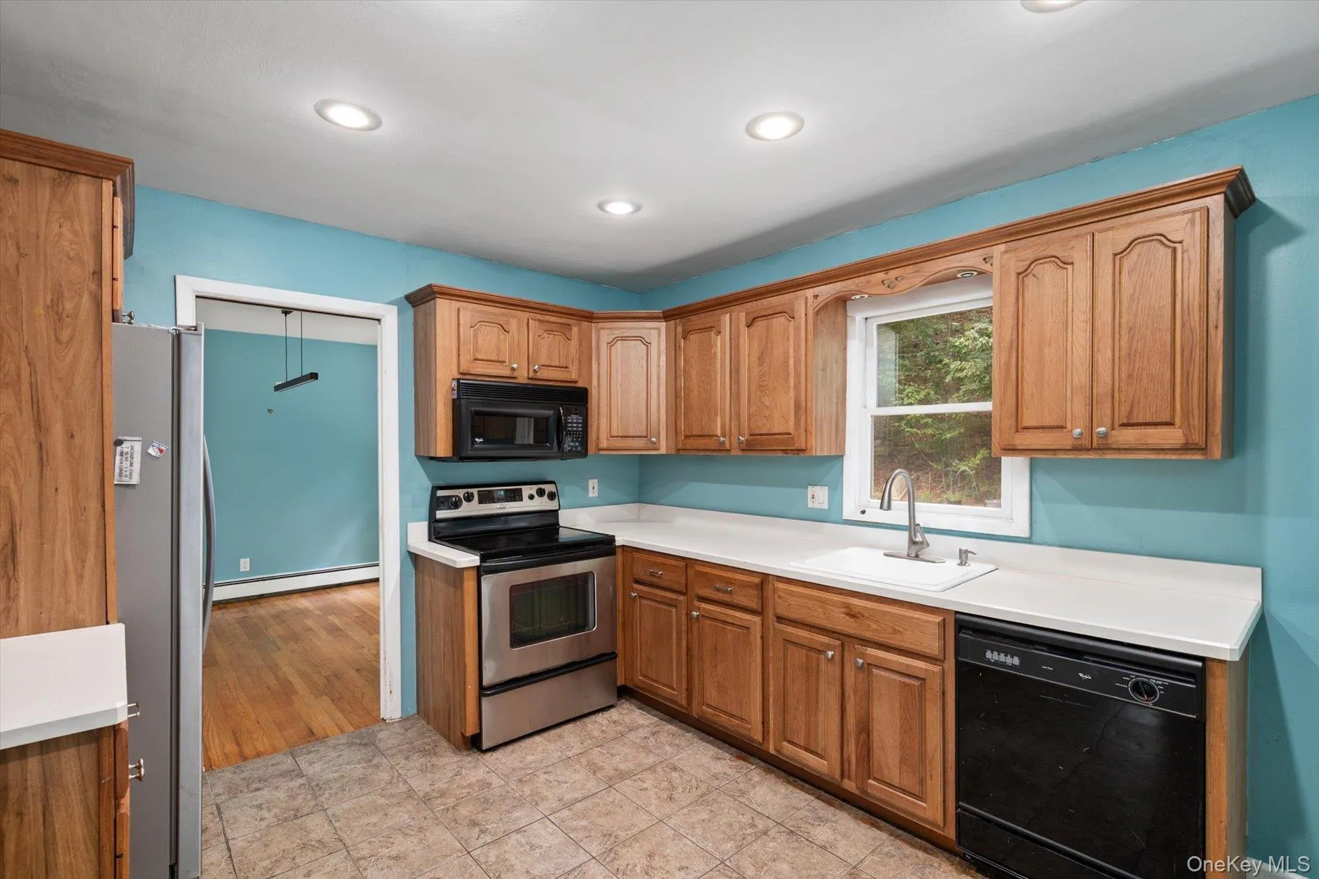 6 Valleywood Road, Smithtown, NY, 3 Bedrooms Bedrooms, 7 Rooms Rooms,2 BathroomsBathrooms,Residential,For Rent,Valleywood,0,1048419 6 Valleywood Road, Smithtown, NY, 3 Bedrooms Bedrooms, 7 Rooms Rooms,2 BathroomsBathrooms,Residential,For Rent,Valleywood,0,1048419