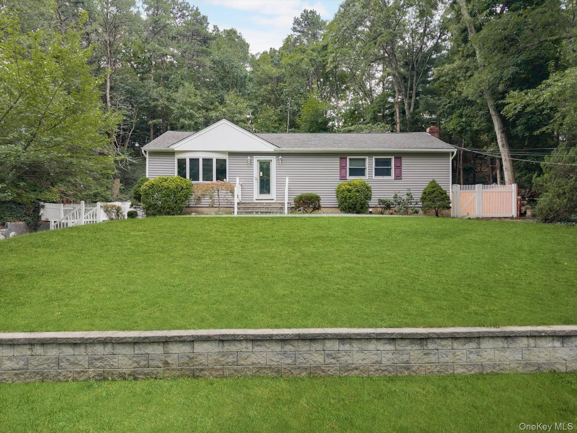 6 Valleywood Road, Smithtown, NY, 3 Bedrooms Bedrooms, 7 Rooms Rooms,2 BathroomsBathrooms,Residential,For Rent,Valleywood,0,1048419 6 Valleywood Road, Smithtown, NY, 3 Bedrooms Bedrooms, 7 Rooms Rooms,2 BathroomsBathrooms,Residential,For Rent,Valleywood,0,1048419