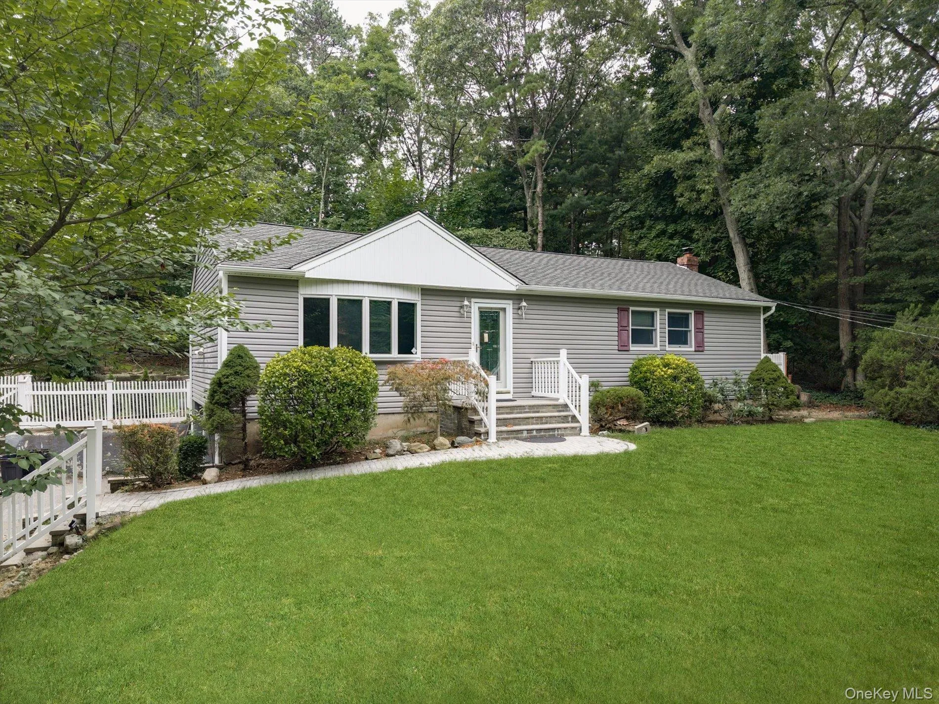 6 Valleywood Road, Smithtown, NY, 3 Bedrooms Bedrooms, 7 Rooms Rooms,2 BathroomsBathrooms,Residential,For Rent,Valleywood,0,1048419 6 Valleywood Road, Smithtown, NY, 3 Bedrooms Bedrooms, 7 Rooms Rooms,2 BathroomsBathrooms,Residential,For Rent,Valleywood,0,1048419