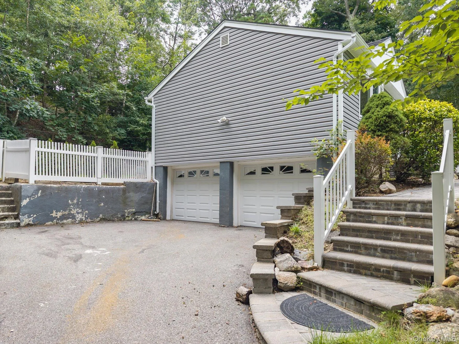 6 Valleywood Road, Smithtown, NY, 3 Bedrooms Bedrooms, 7 Rooms Rooms,2 BathroomsBathrooms,Residential,For Rent,Valleywood,0,1048419 6 Valleywood Road, Smithtown, NY, 3 Bedrooms Bedrooms, 7 Rooms Rooms,2 BathroomsBathrooms,Residential,For Rent,Valleywood,0,1048419