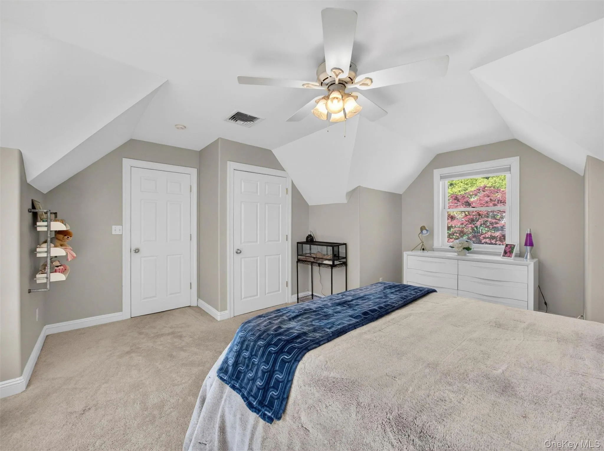 407 Midland Avenue, Clarkstown, NY, 3 Bedrooms Bedrooms, 7 Rooms Rooms,2 BathroomsBathrooms,Residential,For Rent,Midland,0,1048422 407 Midland Avenue, Clarkstown, NY, 3 Bedrooms Bedrooms, 7 Rooms Rooms,2 BathroomsBathrooms,Residential,For Rent,Midland,0,1048422