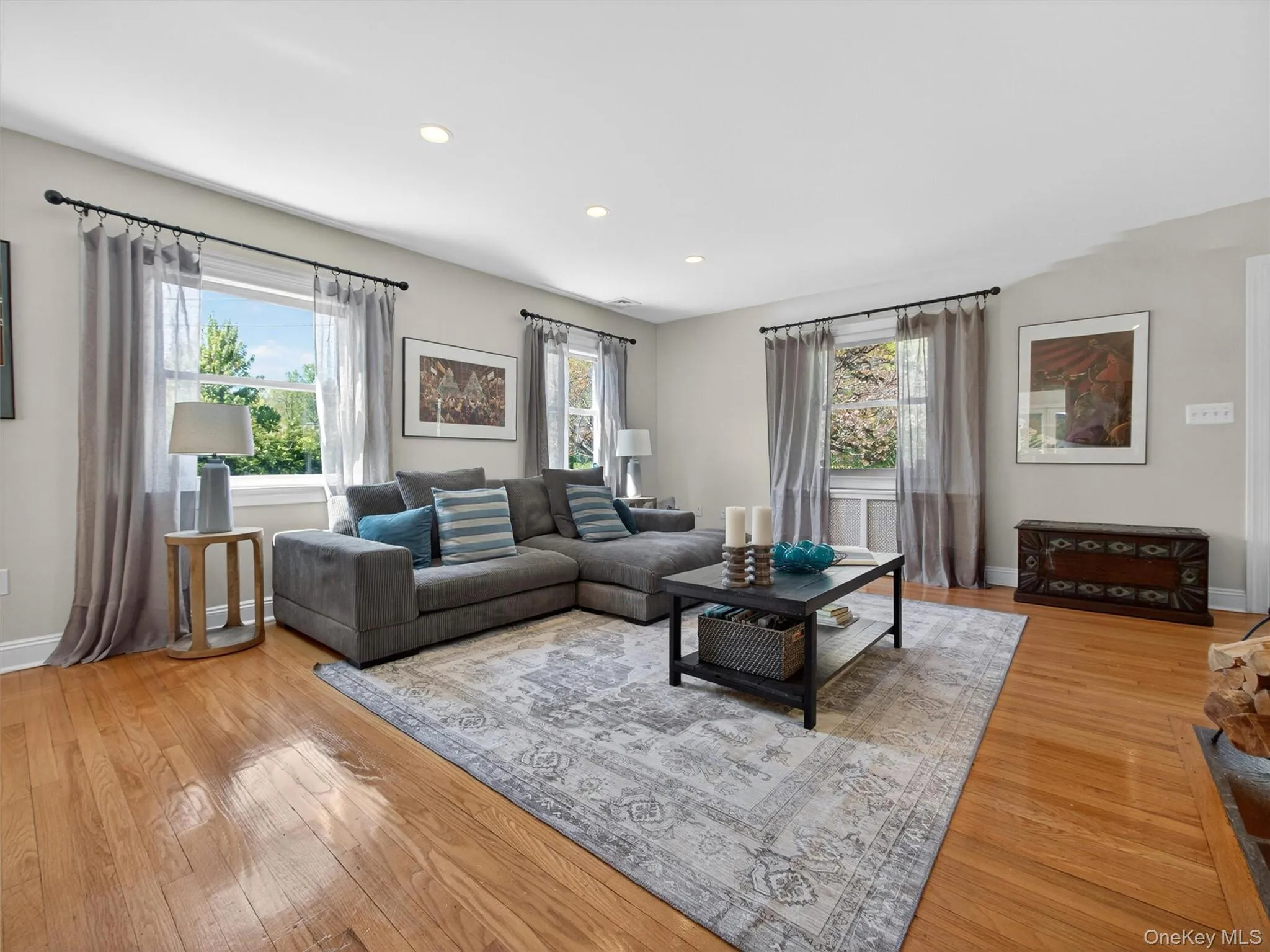 407 Midland Avenue, Clarkstown, NY, 3 Bedrooms Bedrooms, 7 Rooms Rooms,2 BathroomsBathrooms,Residential,For Rent,Midland,0,1048422 407 Midland Avenue, Clarkstown, NY, 3 Bedrooms Bedrooms, 7 Rooms Rooms,2 BathroomsBathrooms,Residential,For Rent,Midland,0,1048422