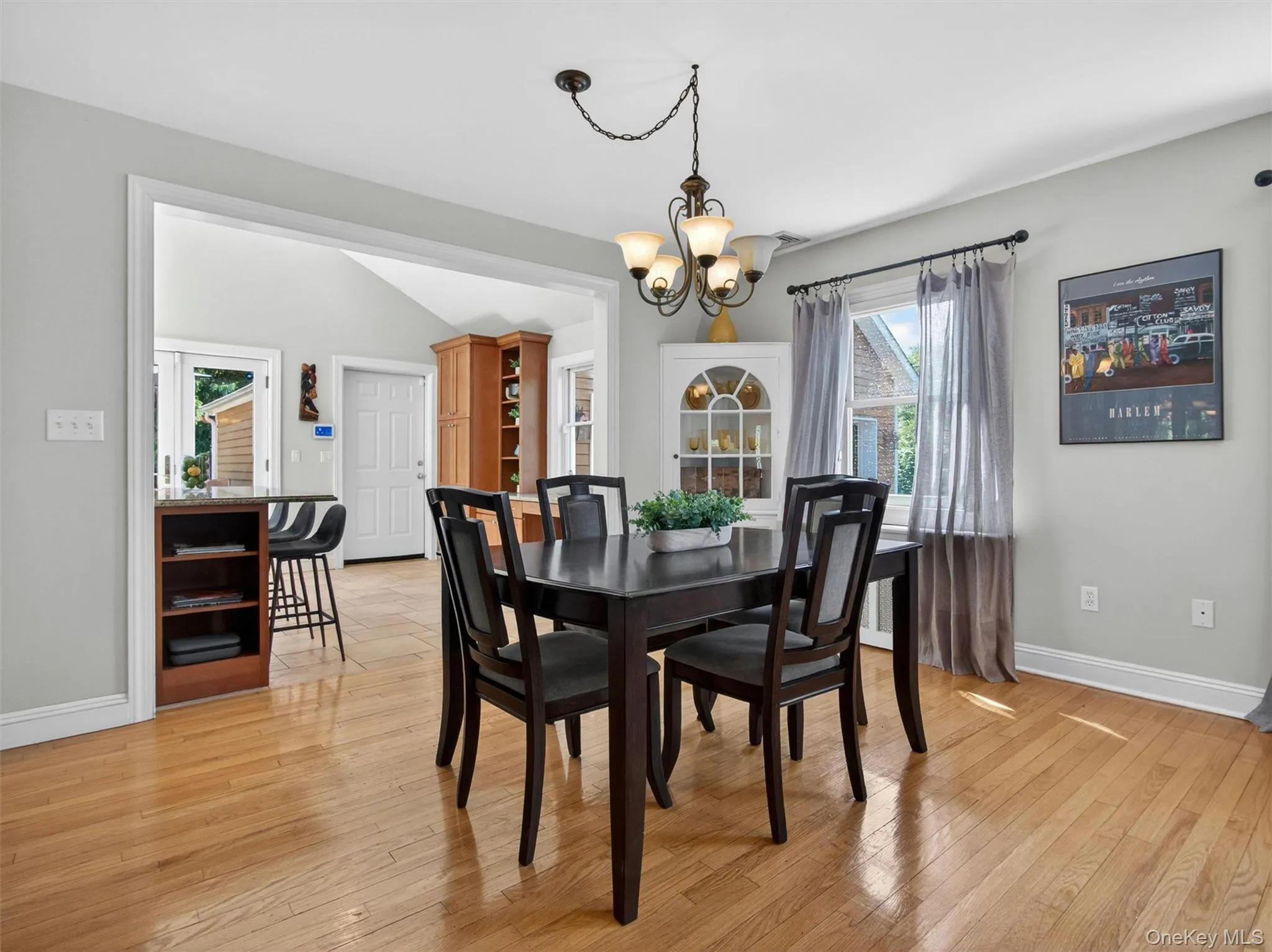 407 Midland Avenue, Clarkstown, NY, 3 Bedrooms Bedrooms, 7 Rooms Rooms,2 BathroomsBathrooms,Residential,For Rent,Midland,0,1048422 407 Midland Avenue, Clarkstown, NY, 3 Bedrooms Bedrooms, 7 Rooms Rooms,2 BathroomsBathrooms,Residential,For Rent,Midland,0,1048422