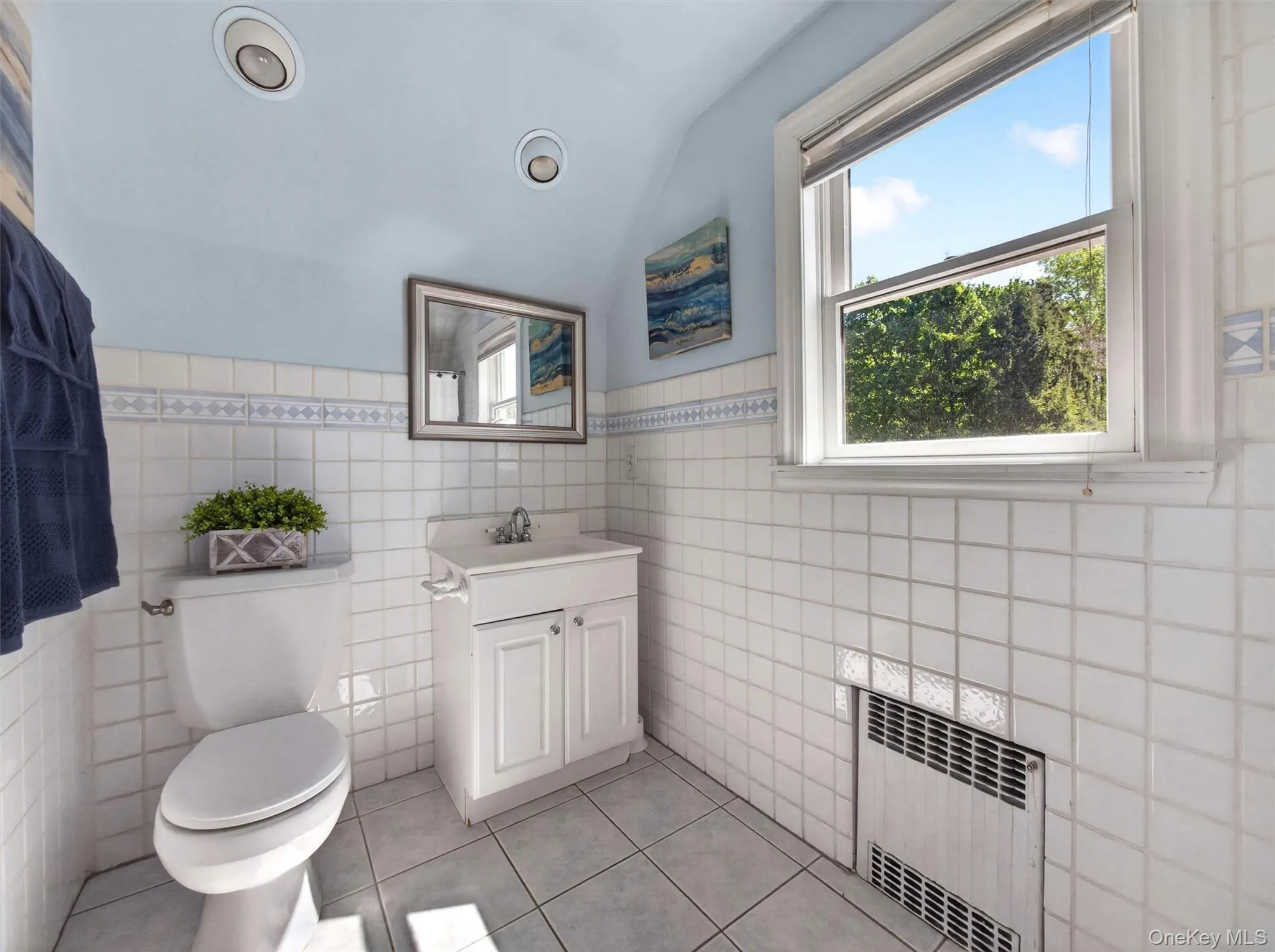 407 Midland Avenue, Clarkstown, NY, 3 Bedrooms Bedrooms, 7 Rooms Rooms,2 BathroomsBathrooms,Residential,For Rent,Midland,0,1048422 407 Midland Avenue, Clarkstown, NY, 3 Bedrooms Bedrooms, 7 Rooms Rooms,2 BathroomsBathrooms,Residential,For Rent,Midland,0,1048422
