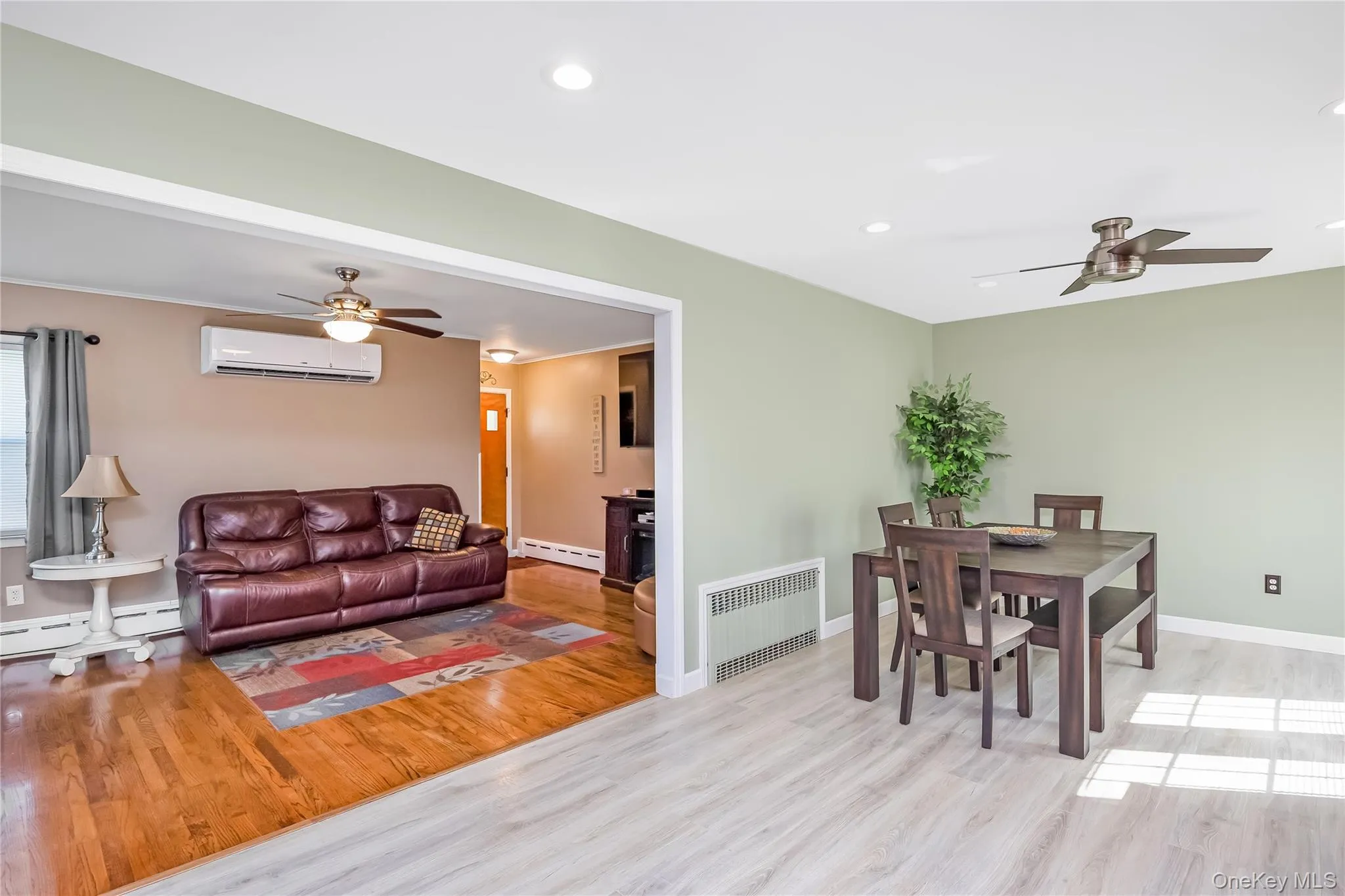 460 Amsterdam Avenue, Brookhaven, NY, 2 Bedrooms Bedrooms, 5 Rooms Rooms,1 BathroomBathrooms,Residential,For Rent,Amsterdam,0,1048425 460 Amsterdam Avenue, Brookhaven, NY, 2 Bedrooms Bedrooms, 5 Rooms Rooms,1 BathroomBathrooms,Residential,For Rent,Amsterdam,0,1048425