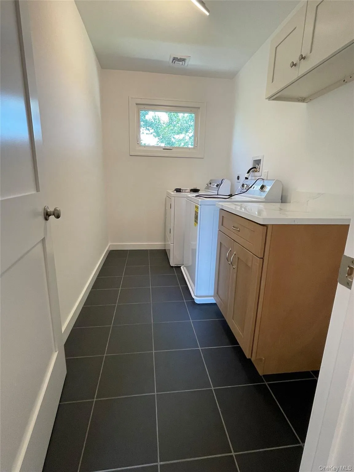 164 Elmwood Street, Hempstead, NY, 5 Bedrooms Bedrooms, 7 Rooms Rooms,3 BathroomsBathrooms,Residential,For Rent,Elmwood,0,1048426 164 Elmwood Street, Hempstead, NY, 5 Bedrooms Bedrooms, 7 Rooms Rooms,3 BathroomsBathrooms,Residential,For Rent,Elmwood,0,1048426