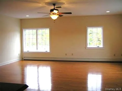 Apartment located in main barn with hardwood floors. Apartment located in main barn with hardwood floors.