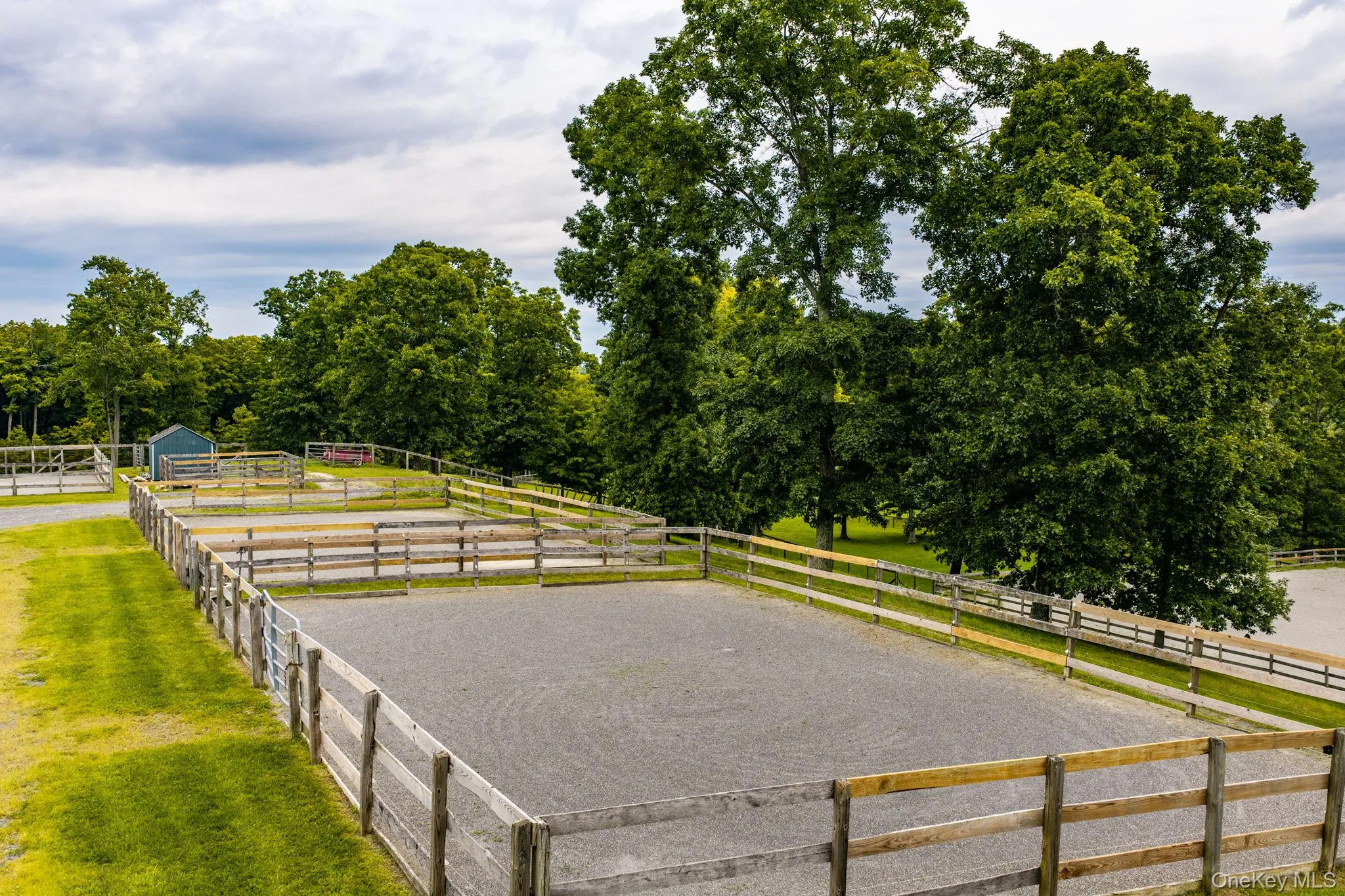Winter/Small paddocks featuring Nelson automatic waters Winter/Small paddocks featuring Nelson automatic waters