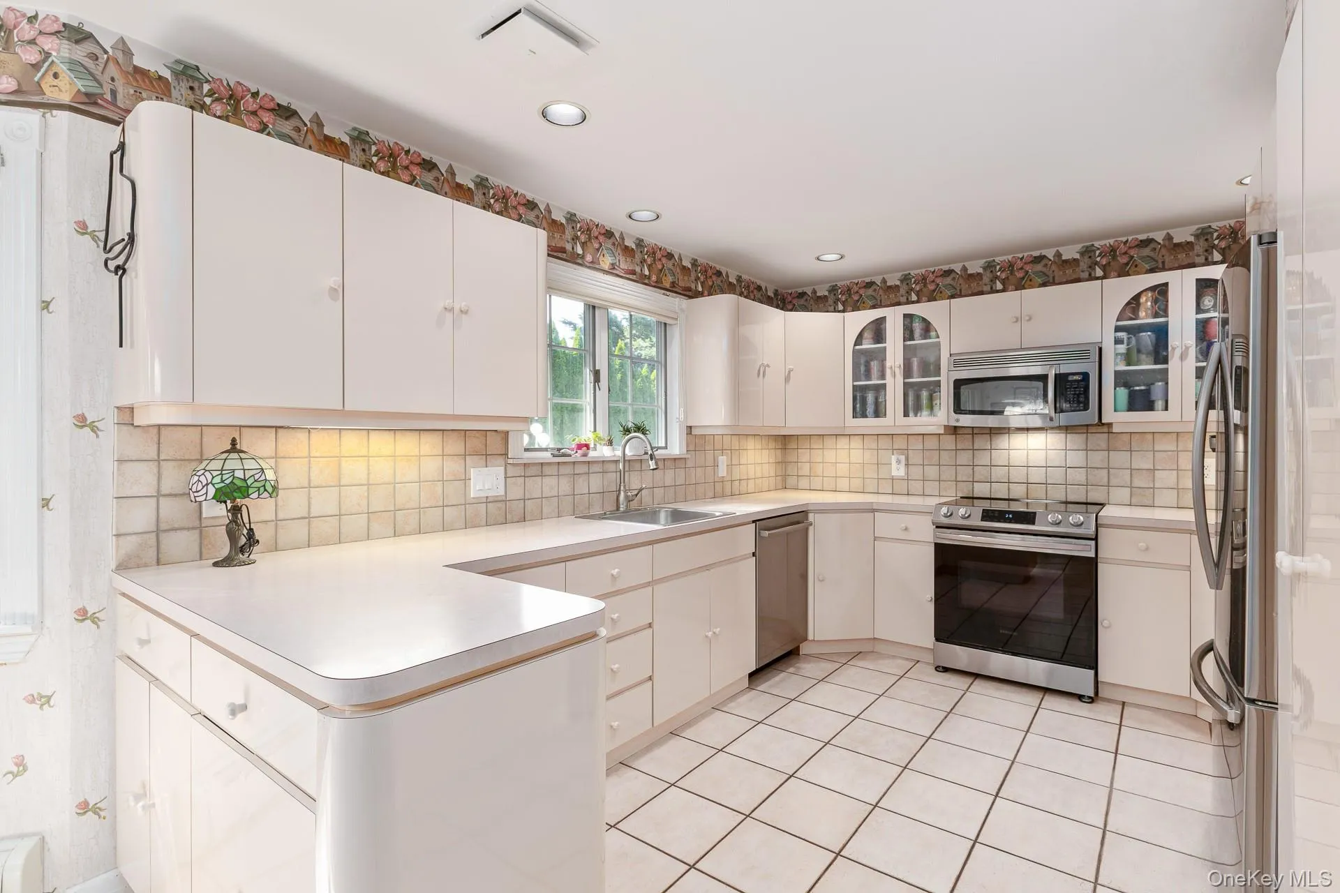 220 St. James Avenue, Smithtown, NY, 4 Bedrooms Bedrooms, 8 Rooms Rooms,2 BathroomsBathrooms,Residential,For Rent,St. James,0,1048431 220 St. James Avenue, Smithtown, NY, 4 Bedrooms Bedrooms, 8 Rooms Rooms,2 BathroomsBathrooms,Residential,For Rent,St. James,0,1048431