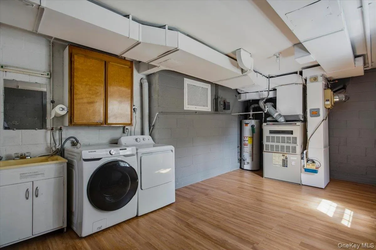 87 Edgemont Road, Greenburgh, NY, 4 Bedrooms Bedrooms, 8 Rooms Rooms,3 BathroomsBathrooms,Residential,For Rent,Edgemont,0,1048434 87 Edgemont Road, Greenburgh, NY, 4 Bedrooms Bedrooms, 8 Rooms Rooms,3 BathroomsBathrooms,Residential,For Rent,Edgemont,0,1048434