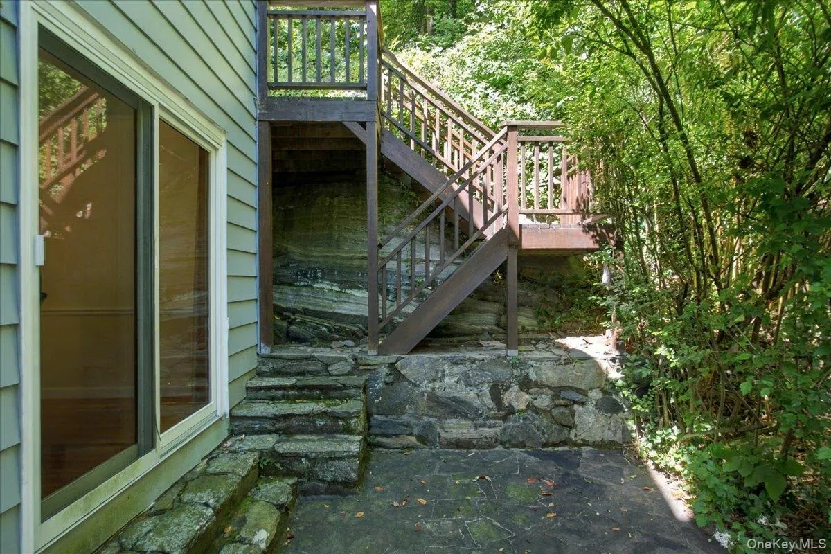 87 Edgemont Road, Greenburgh, NY, 4 Bedrooms Bedrooms, 8 Rooms Rooms,3 BathroomsBathrooms,Residential,For Rent,Edgemont,0,1048434 87 Edgemont Road, Greenburgh, NY, 4 Bedrooms Bedrooms, 8 Rooms Rooms,3 BathroomsBathrooms,Residential,For Rent,Edgemont,0,1048434