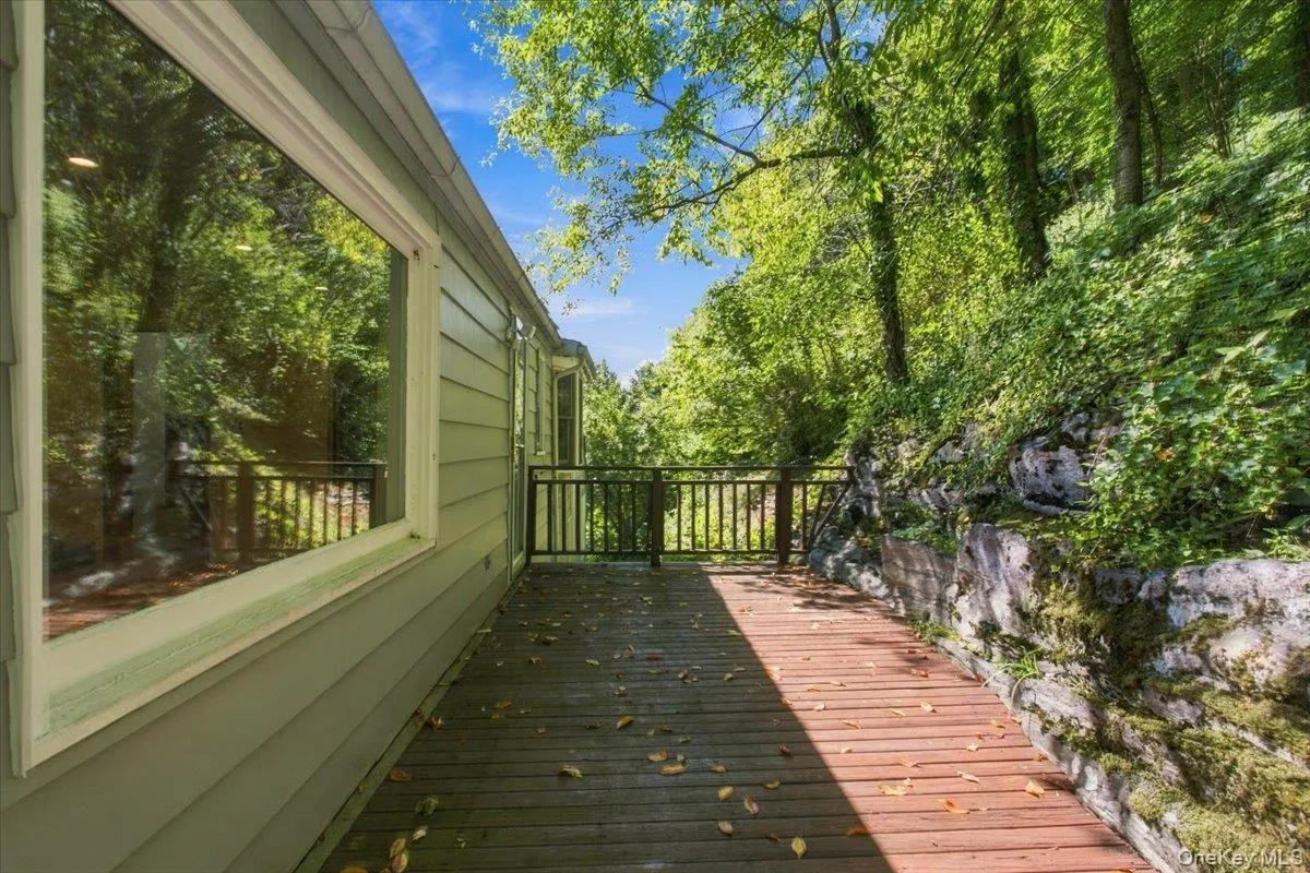 87 Edgemont Road, Greenburgh, NY, 4 Bedrooms Bedrooms, 8 Rooms Rooms,3 BathroomsBathrooms,Residential,For Rent,Edgemont,0,1048434 87 Edgemont Road, Greenburgh, NY, 4 Bedrooms Bedrooms, 8 Rooms Rooms,3 BathroomsBathrooms,Residential,For Rent,Edgemont,0,1048434