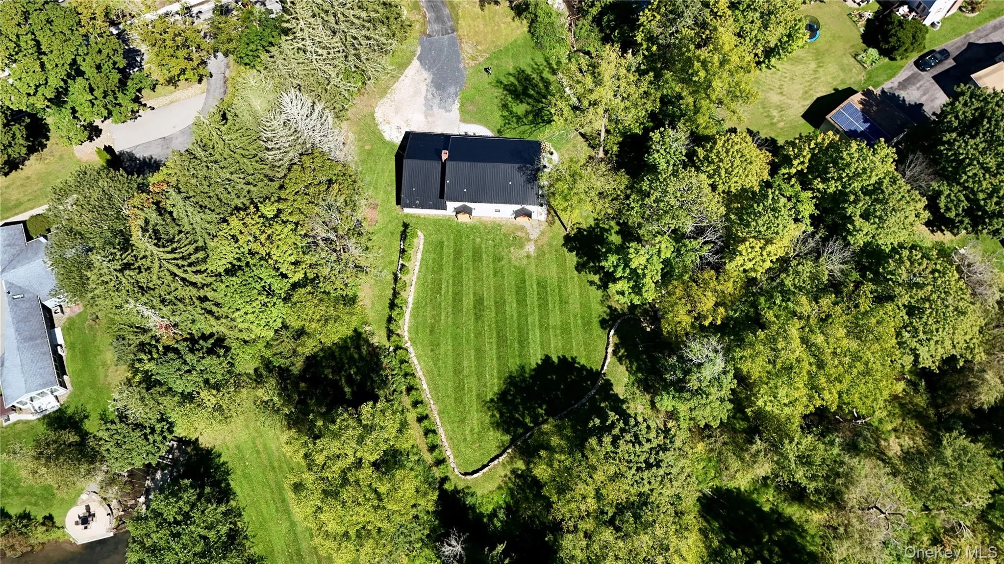 28 Galloway Road, Warwick (town), NY, 5 Bedrooms Bedrooms, 9 Rooms Rooms,2 BathroomsBathrooms,Residential,For Rent,Galloway,0,1048435 28 Galloway Road, Warwick (town), NY, 5 Bedrooms Bedrooms, 9 Rooms Rooms,2 BathroomsBathrooms,Residential,For Rent,Galloway,0,1048435