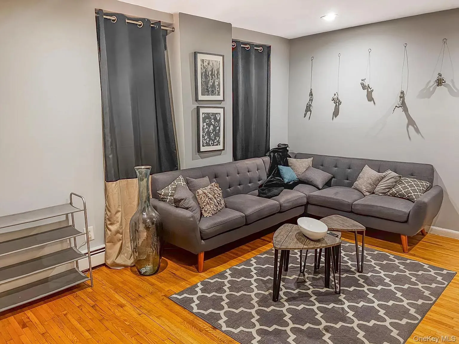 291 Martense Street, New York, NY, 3 Bedroom Bedrooms, 6 Room Rooms,1 BathroomBathrooms,Residential Lease,For Rent,Martense,0,1048436 291 Martense Street, New York, NY, 3 Bedroom Bedrooms, 6 Room Rooms,1 BathroomBathrooms,Residential Lease,For Rent,Martense,0,1048436