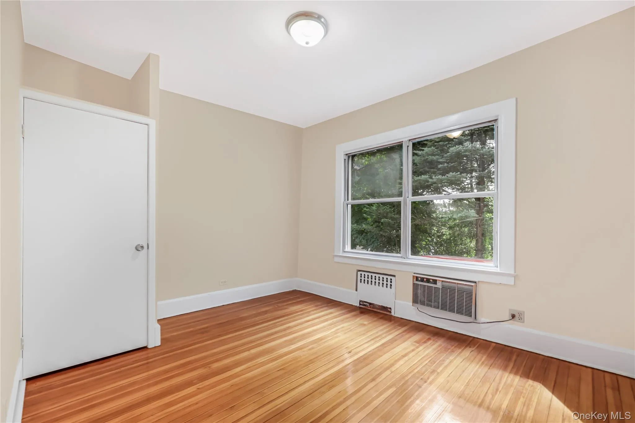 5610 Post Road, New York, NY, 4 Bedroom Bedrooms, 6 Room Rooms,3 BathroomBathrooms,Residential Lease,For Rent,Post,0,1048440 5610 Post Road, New York, NY, 4 Bedroom Bedrooms, 6 Room Rooms,3 BathroomBathrooms,Residential Lease,For Rent,Post,0,1048440
