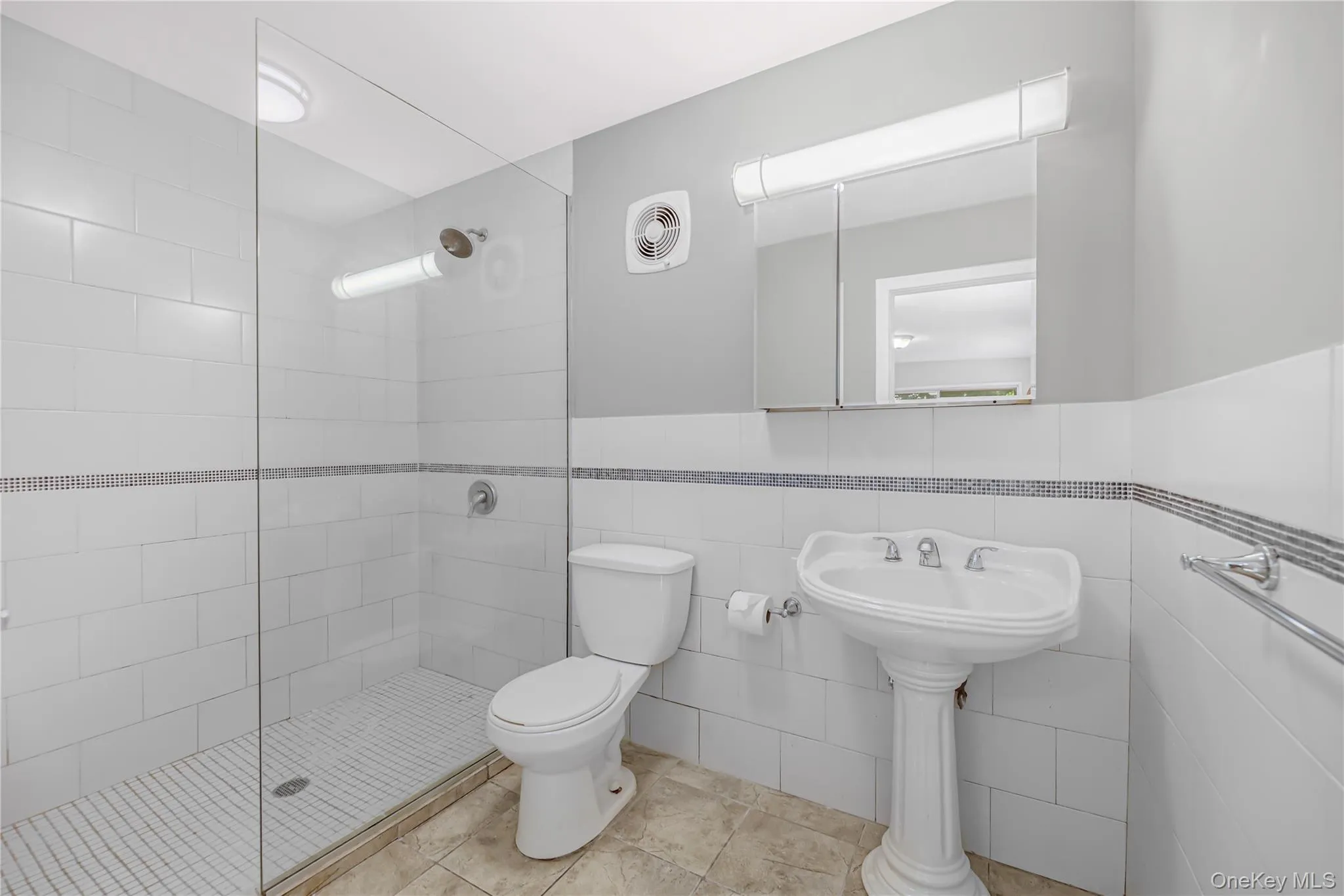 5610 Post Road, New York, NY, 4 Bedroom Bedrooms, 6 Room Rooms,3 BathroomBathrooms,Residential Lease,For Rent,Post,0,1048440 5610 Post Road, New York, NY, 4 Bedroom Bedrooms, 6 Room Rooms,3 BathroomBathrooms,Residential Lease,For Rent,Post,0,1048440