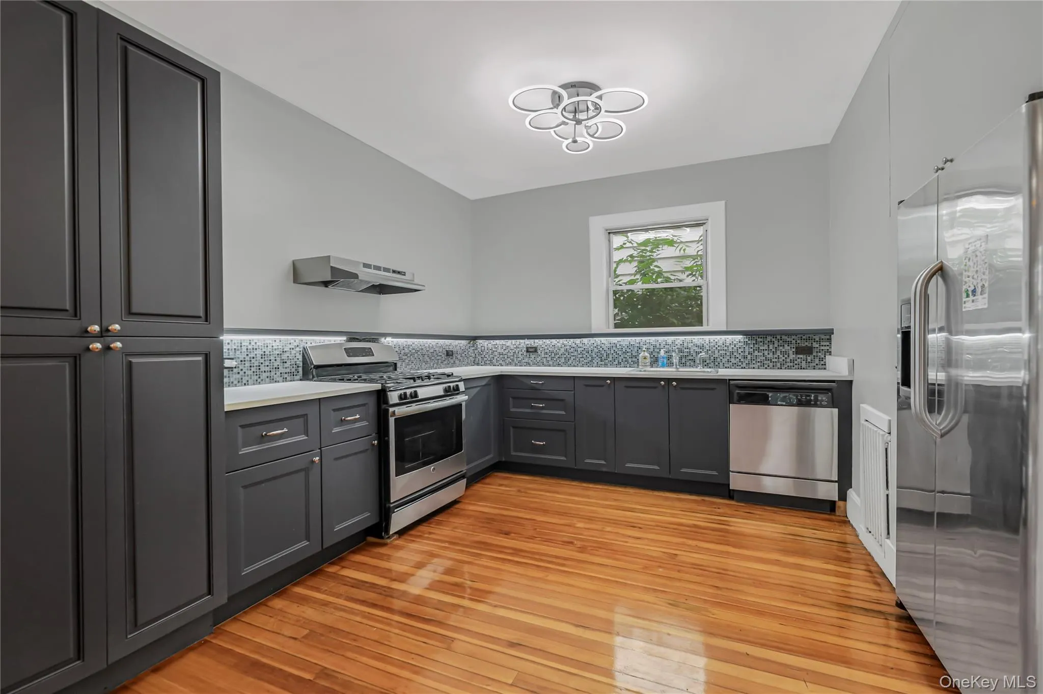 5610 Post Road, New York, NY, 4 Bedroom Bedrooms, 6 Room Rooms,3 BathroomBathrooms,Residential Lease,For Rent,Post,0,1048440 5610 Post Road, New York, NY, 4 Bedroom Bedrooms, 6 Room Rooms,3 BathroomBathrooms,Residential Lease,For Rent,Post,0,1048440