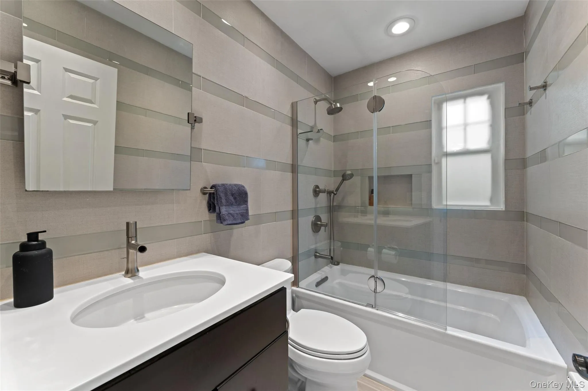 11 Winchcombe Way, New Rochelle, NY, 5 Bedrooms Bedrooms, 8 Rooms Rooms,3 BathroomsBathrooms,Residential,For Rent,Winchcombe,0,1048444 11 Winchcombe Way, New Rochelle, NY, 5 Bedrooms Bedrooms, 8 Rooms Rooms,3 BathroomsBathrooms,Residential,For Rent,Winchcombe,0,1048444