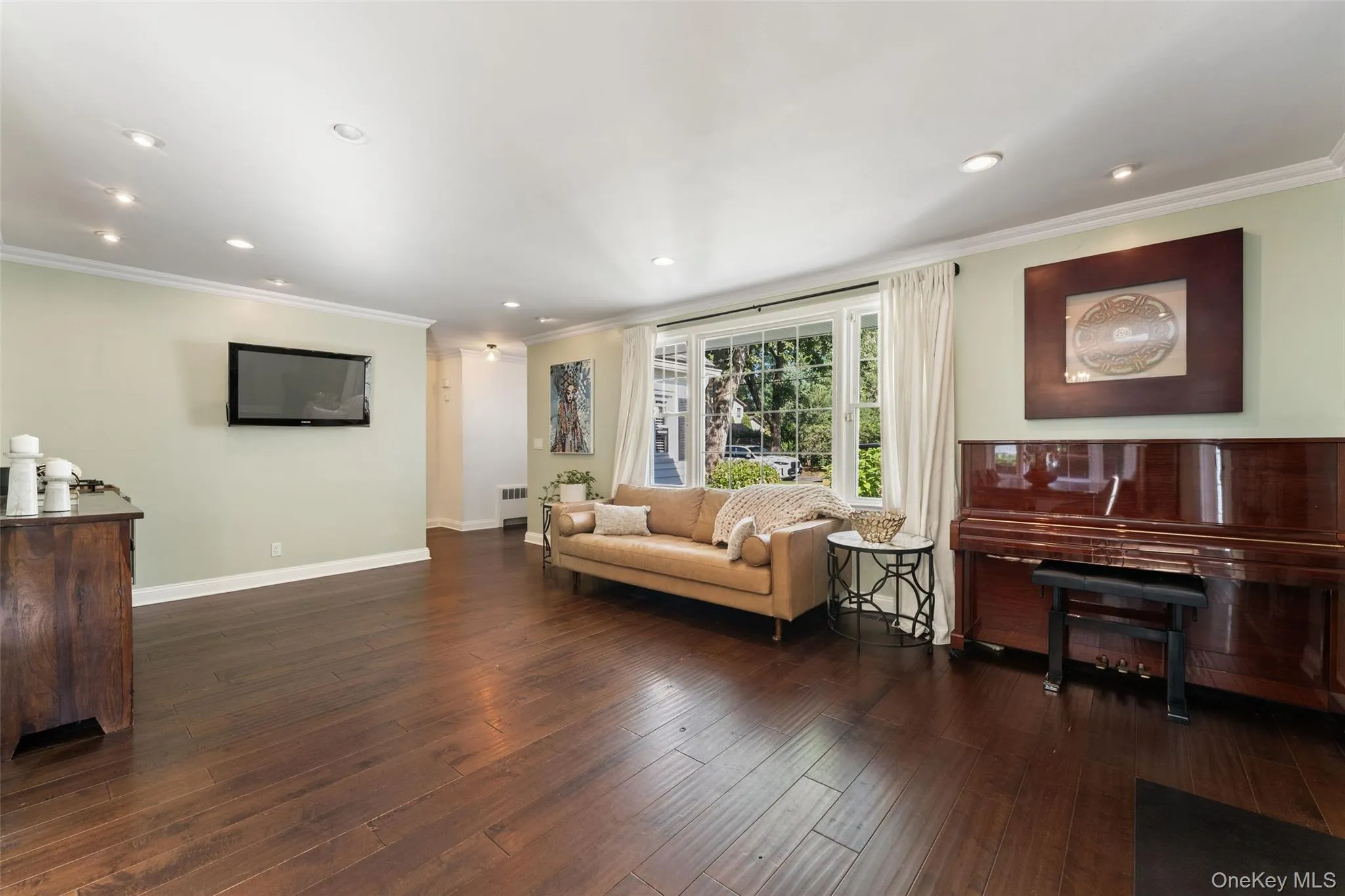 11 Winchcombe Way, New Rochelle, NY, 5 Bedrooms Bedrooms, 8 Rooms Rooms,3 BathroomsBathrooms,Residential,For Rent,Winchcombe,0,1048444 11 Winchcombe Way, New Rochelle, NY, 5 Bedrooms Bedrooms, 8 Rooms Rooms,3 BathroomsBathrooms,Residential,For Rent,Winchcombe,0,1048444