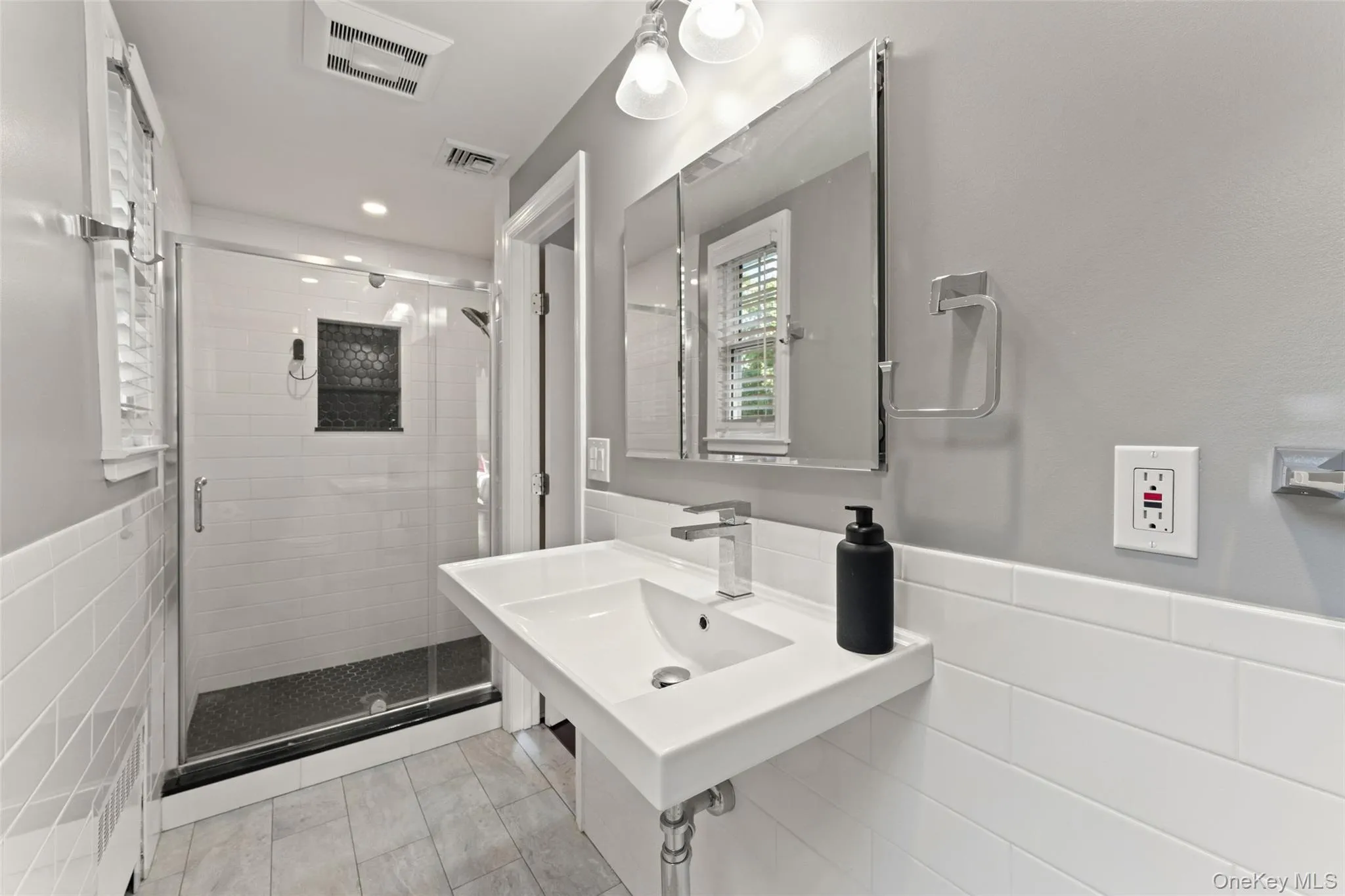 11 Winchcombe Way, New Rochelle, NY, 5 Bedrooms Bedrooms, 8 Rooms Rooms,3 BathroomsBathrooms,Residential,For Rent,Winchcombe,0,1048444 11 Winchcombe Way, New Rochelle, NY, 5 Bedrooms Bedrooms, 8 Rooms Rooms,3 BathroomsBathrooms,Residential,For Rent,Winchcombe,0,1048444