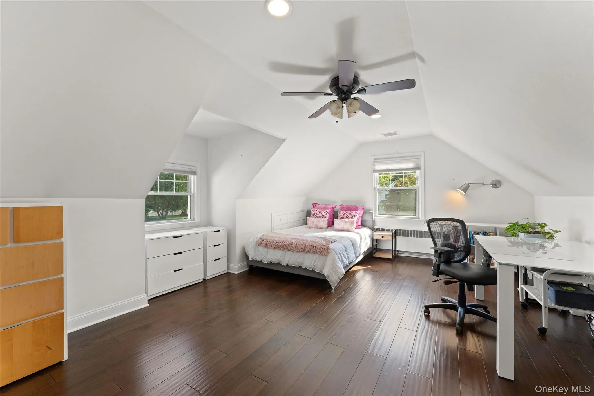 11 Winchcombe Way, New Rochelle, NY, 5 Bedrooms Bedrooms, 8 Rooms Rooms,3 BathroomsBathrooms,Residential,For Rent,Winchcombe,0,1048444 11 Winchcombe Way, New Rochelle, NY, 5 Bedrooms Bedrooms, 8 Rooms Rooms,3 BathroomsBathrooms,Residential,For Rent,Winchcombe,0,1048444