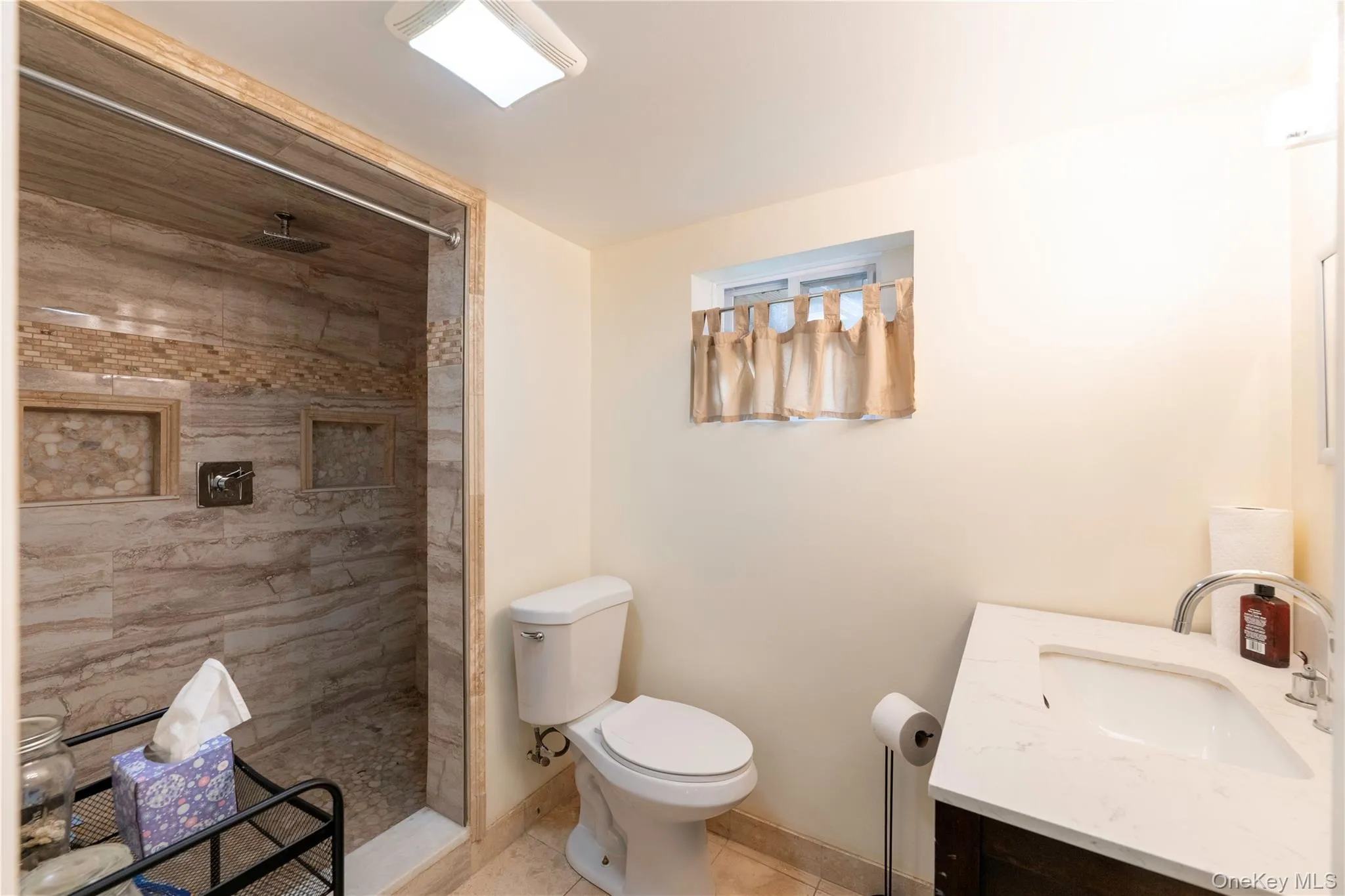 Beautiful tiled shower Beautiful tiled shower
