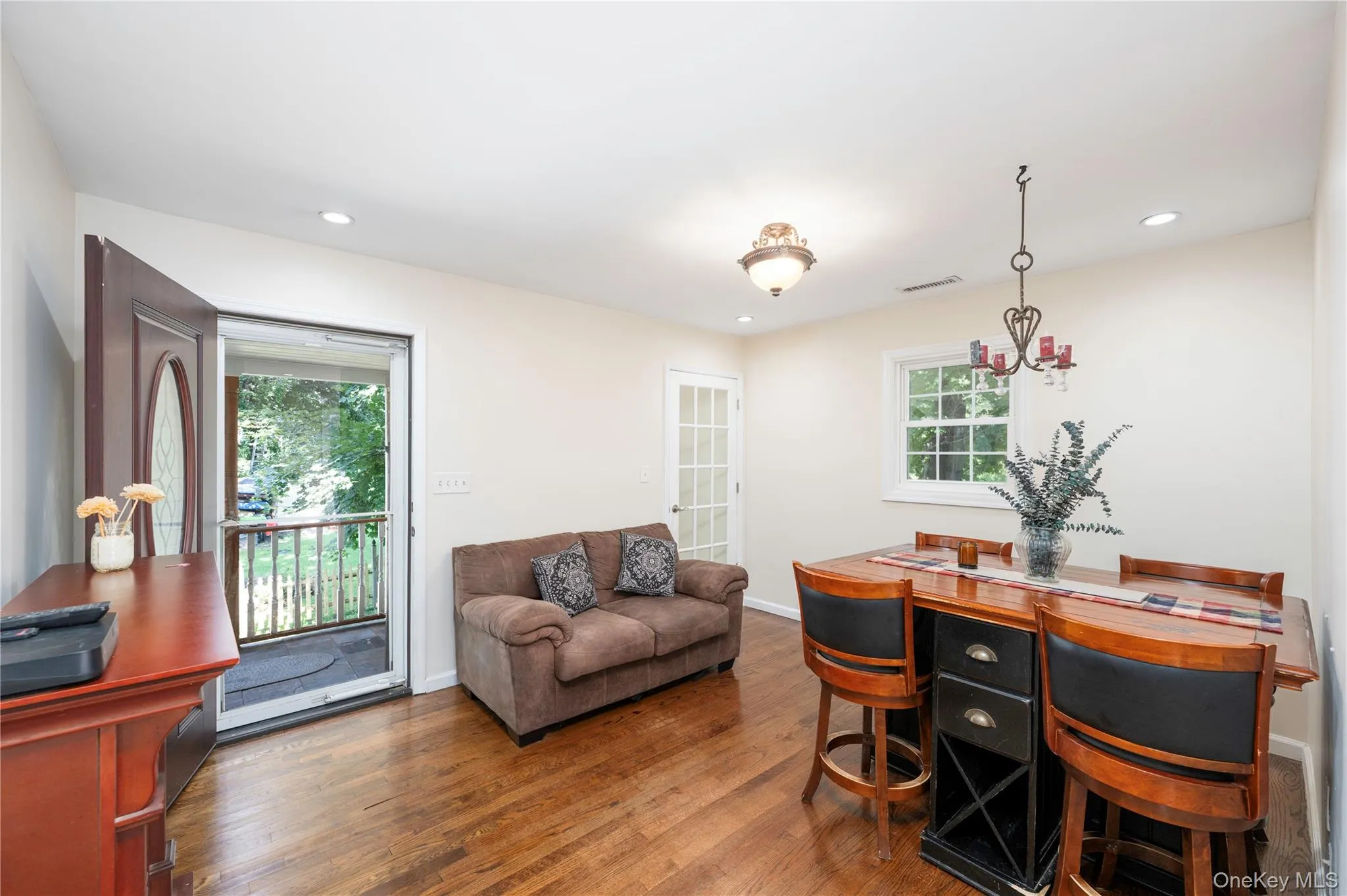 Hardwood floors Hardwood floors