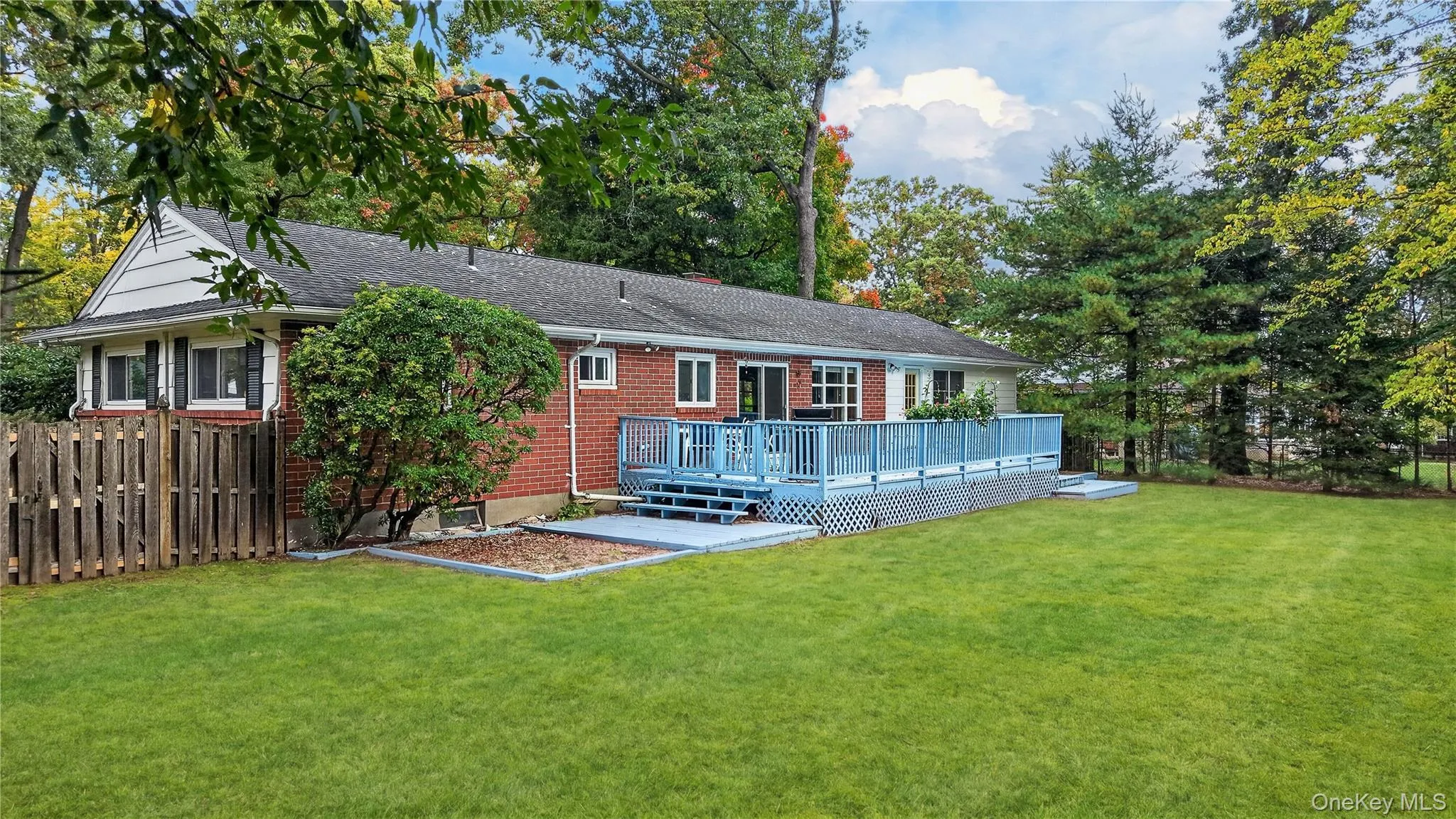 35 Diane Drive, Clarkstown, NY, 3 Bedrooms Bedrooms, 9 Rooms Rooms,2 BathroomsBathrooms,Residential,For Rent,Diane,0,1048446 35 Diane Drive, Clarkstown, NY, 3 Bedrooms Bedrooms, 9 Rooms Rooms,2 BathroomsBathrooms,Residential,For Rent,Diane,0,1048446