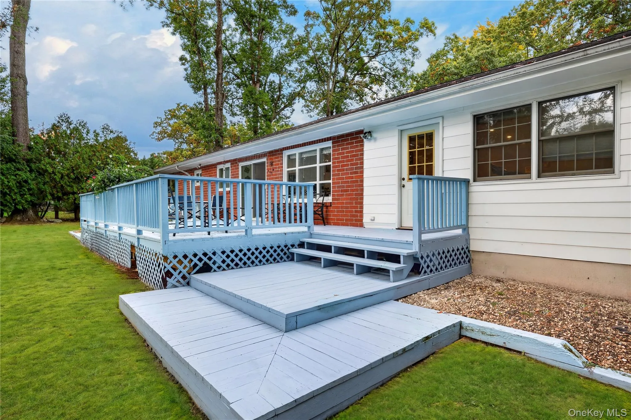 35 Diane Drive, Clarkstown, NY, 3 Bedrooms Bedrooms, 9 Rooms Rooms,2 BathroomsBathrooms,Residential,For Rent,Diane,0,1048446 35 Diane Drive, Clarkstown, NY, 3 Bedrooms Bedrooms, 9 Rooms Rooms,2 BathroomsBathrooms,Residential,For Rent,Diane,0,1048446