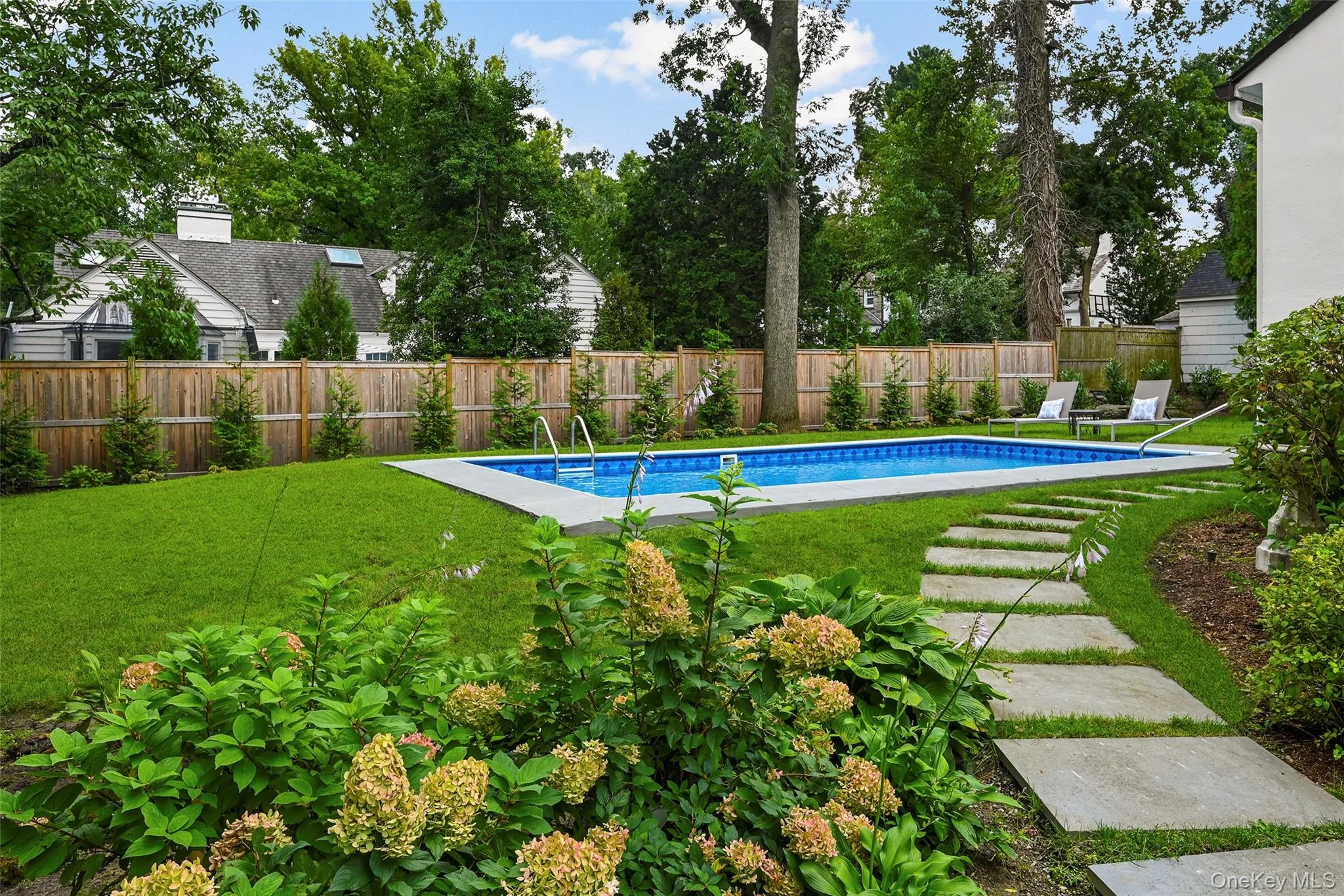 26 Dusenberry Road, Eastchester, NY, 5 Bedrooms Bedrooms, 9 Rooms Rooms,3 BathroomsBathrooms,Residential,For Rent,Dusenberry,0,1048447 26 Dusenberry Road, Eastchester, NY, 5 Bedrooms Bedrooms, 9 Rooms Rooms,3 BathroomsBathrooms,Residential,For Rent,Dusenberry,0,1048447