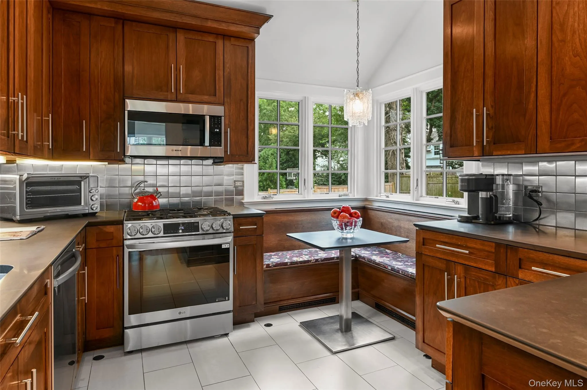 26 Dusenberry Road, Eastchester, NY, 5 Bedrooms Bedrooms, 9 Rooms Rooms,3 BathroomsBathrooms,Residential,For Rent,Dusenberry,0,1048447 26 Dusenberry Road, Eastchester, NY, 5 Bedrooms Bedrooms, 9 Rooms Rooms,3 BathroomsBathrooms,Residential,For Rent,Dusenberry,0,1048447