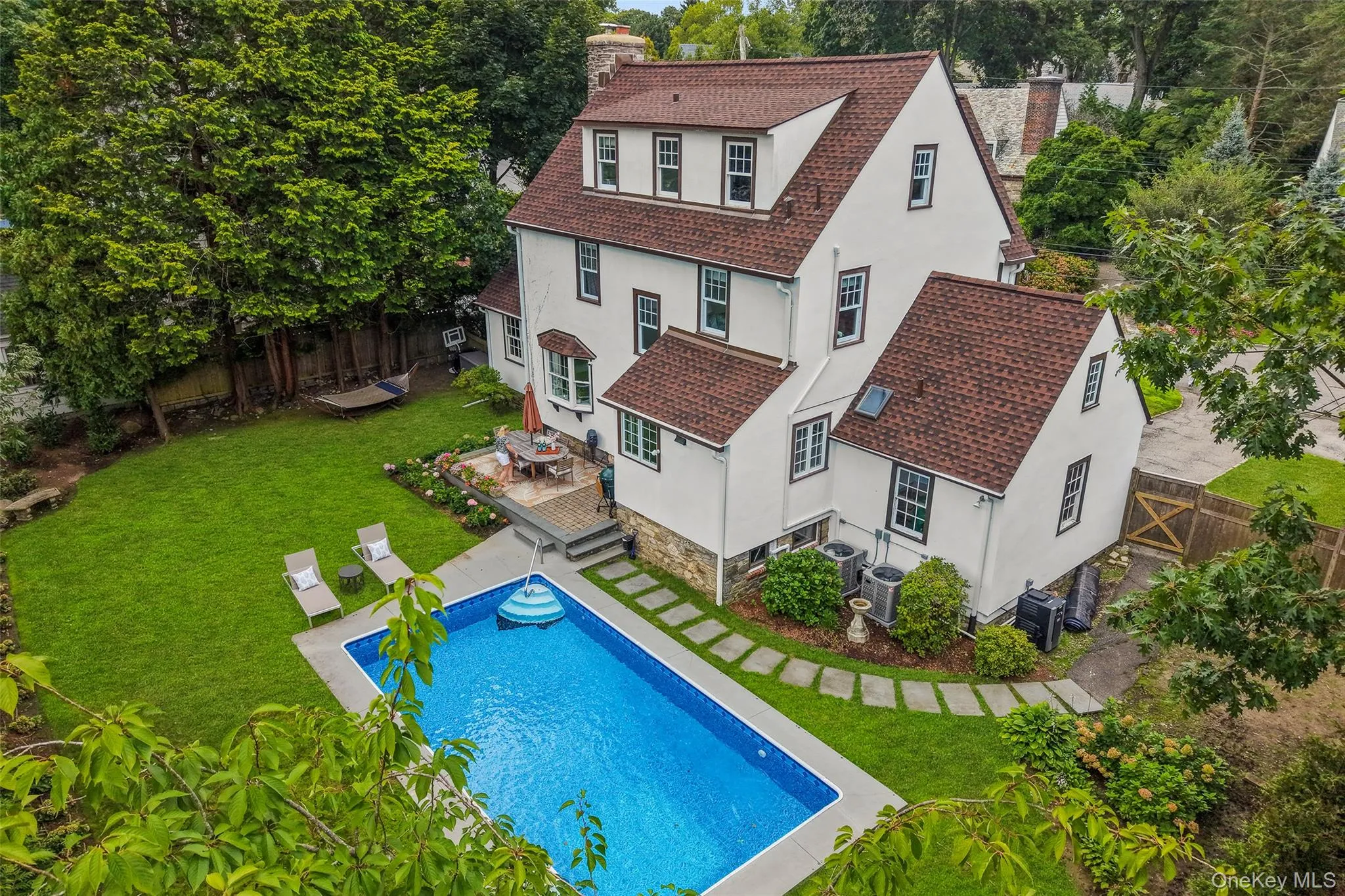 26 Dusenberry Road, Eastchester, NY, 5 Bedrooms Bedrooms, 9 Rooms Rooms,3 BathroomsBathrooms,Residential,For Rent,Dusenberry,0,1048447 26 Dusenberry Road, Eastchester, NY, 5 Bedrooms Bedrooms, 9 Rooms Rooms,3 BathroomsBathrooms,Residential,For Rent,Dusenberry,0,1048447
