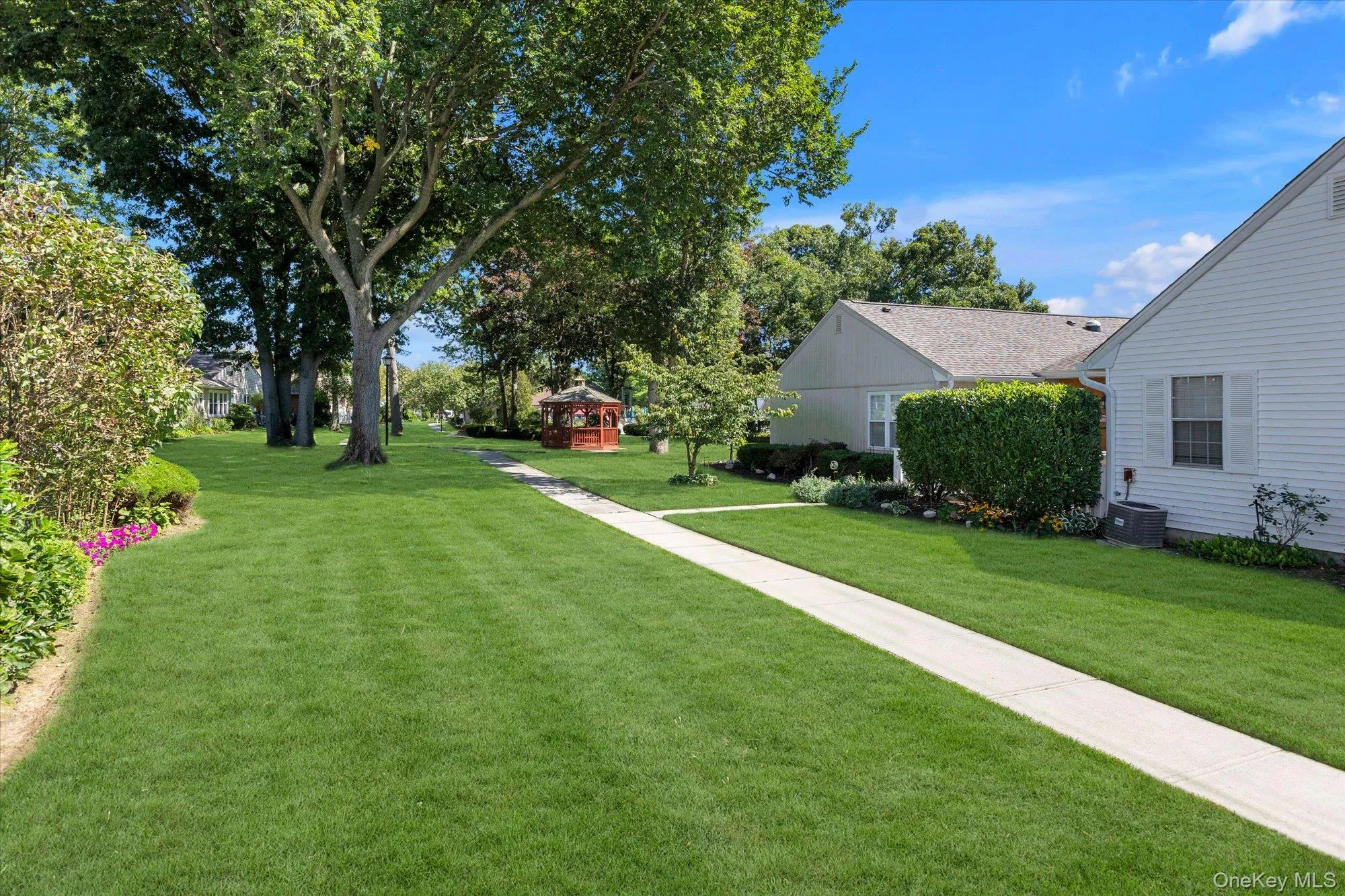 97 Revere Drive, Islip, NY, 2 Bedrooms Bedrooms, 5 Rooms Rooms,1 BathroomBathrooms,Residential,For Rent,Revere,0,1048448 97 Revere Drive, Islip, NY, 2 Bedrooms Bedrooms, 5 Rooms Rooms,1 BathroomBathrooms,Residential,For Rent,Revere,0,1048448