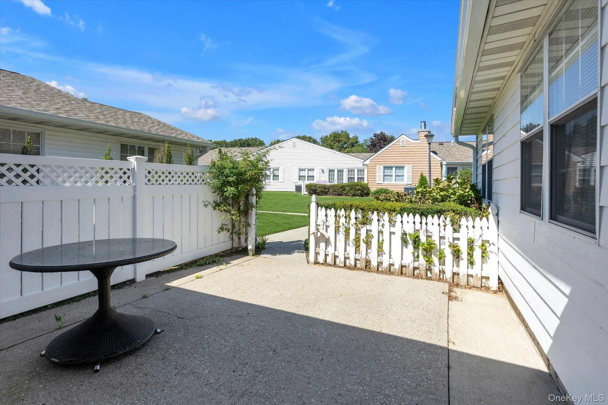 97 Revere Drive, Islip, NY, 2 Bedrooms Bedrooms, 5 Rooms Rooms,1 BathroomBathrooms,Residential,For Rent,Revere,0,1048448 97 Revere Drive, Islip, NY, 2 Bedrooms Bedrooms, 5 Rooms Rooms,1 BathroomBathrooms,Residential,For Rent,Revere,0,1048448