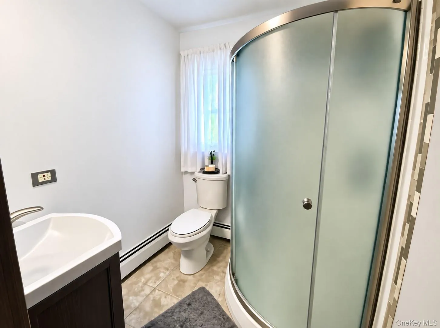 32 Pine Street, Brookhaven, NY, 3 Bedrooms Bedrooms, 7 Rooms Rooms,2 BathroomsBathrooms,Residential,For Rent,Pine,0,1048449 32 Pine Street, Brookhaven, NY, 3 Bedrooms Bedrooms, 7 Rooms Rooms,2 BathroomsBathrooms,Residential,For Rent,Pine,0,1048449