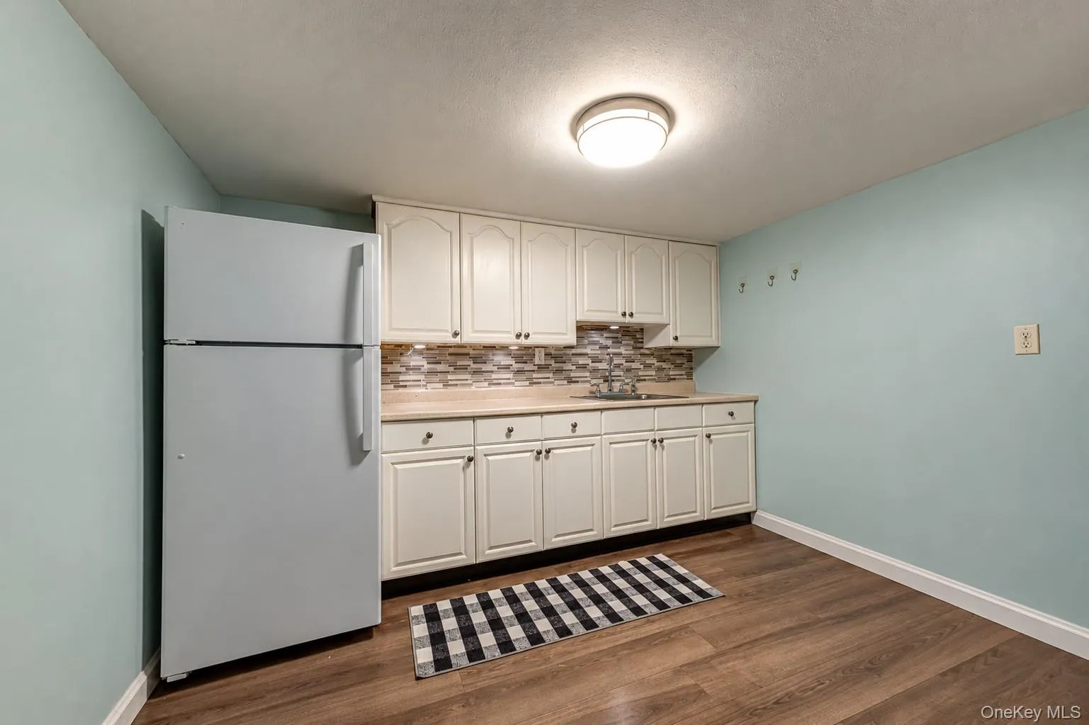 10 Stonehurst Circle, Brookhaven, NY, 3 Bedrooms Bedrooms, 7 Rooms Rooms,2 BathroomsBathrooms,Residential,For Rent,Stonehurst,0,1048451 10 Stonehurst Circle, Brookhaven, NY, 3 Bedrooms Bedrooms, 7 Rooms Rooms,2 BathroomsBathrooms,Residential,For Rent,Stonehurst,0,1048451