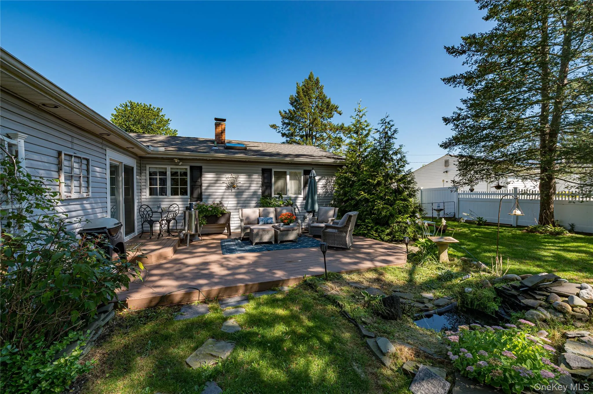10 Stonehurst Circle, Brookhaven, NY, 3 Bedrooms Bedrooms, 7 Rooms Rooms,2 BathroomsBathrooms,Residential,For Rent,Stonehurst,0,1048451 10 Stonehurst Circle, Brookhaven, NY, 3 Bedrooms Bedrooms, 7 Rooms Rooms,2 BathroomsBathrooms,Residential,For Rent,Stonehurst,0,1048451