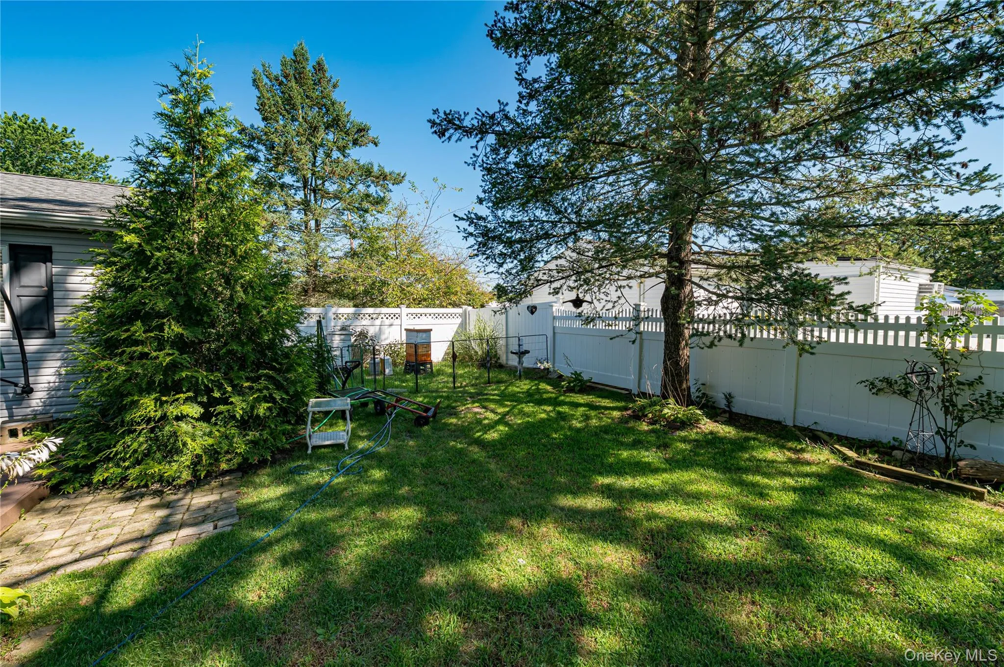 10 Stonehurst Circle, Brookhaven, NY, 3 Bedrooms Bedrooms, 7 Rooms Rooms,2 BathroomsBathrooms,Residential,For Rent,Stonehurst,0,1048451 10 Stonehurst Circle, Brookhaven, NY, 3 Bedrooms Bedrooms, 7 Rooms Rooms,2 BathroomsBathrooms,Residential,For Rent,Stonehurst,0,1048451