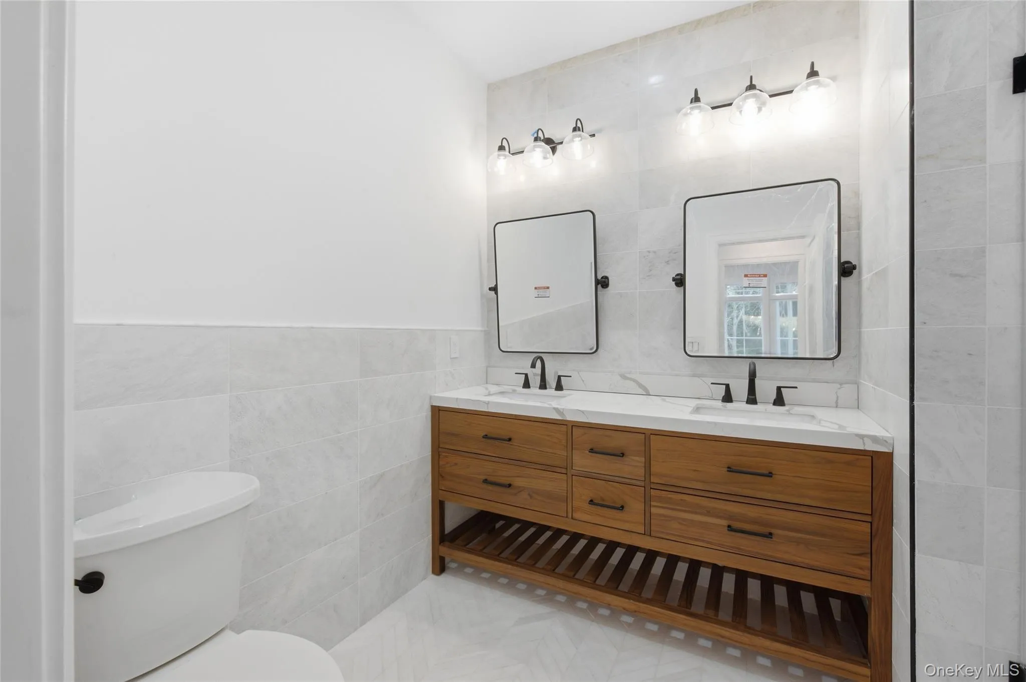 Upstairs Master Bathroom