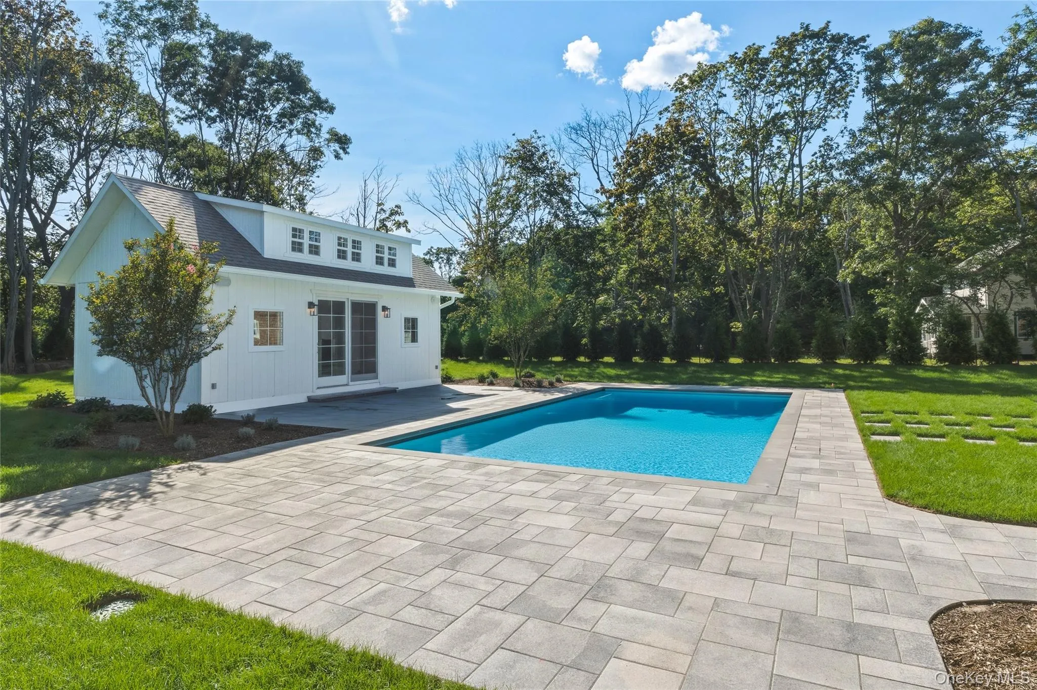 Pool House Patio