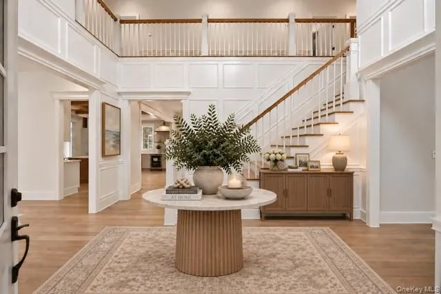 Furnished Entrance Foyer
