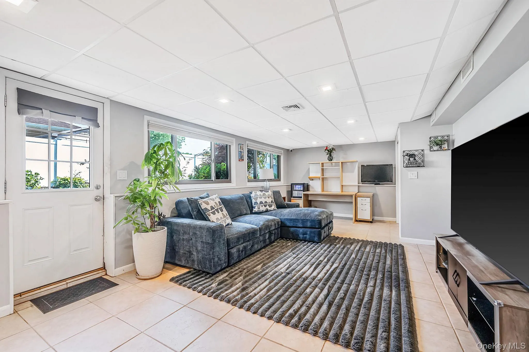1 Rutgers Street, Smithtown, NY, 3 Bedrooms Bedrooms, 5 Rooms Rooms,2 BathroomsBathrooms,Residential,For Rent,Rutgers,0,1048457 1 Rutgers Street, Smithtown, NY, 3 Bedrooms Bedrooms, 5 Rooms Rooms,2 BathroomsBathrooms,Residential,For Rent,Rutgers,0,1048457