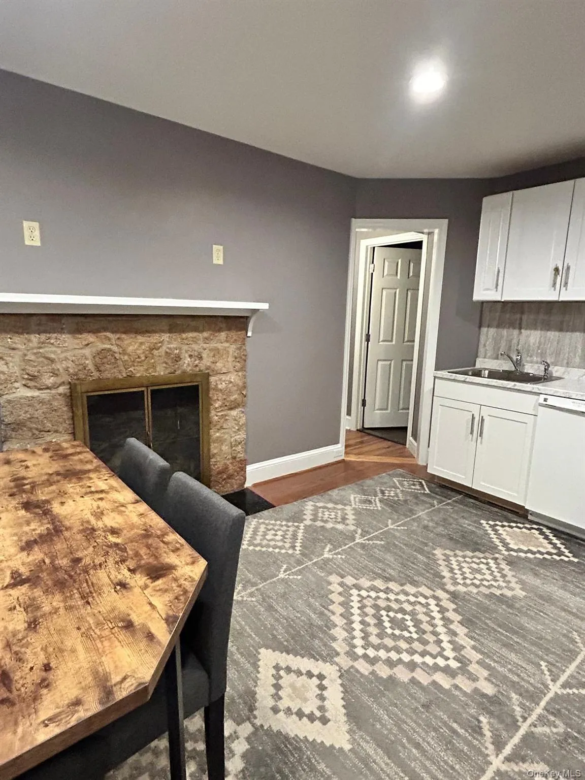 11 Saint Joseph Place, New Windsor, NY, 1 Bedroom Bedrooms, 2 Rooms Rooms,1 BathroomBathrooms,Residential Lease,For Rent,Saint Joseph,0,1048461 11 Saint Joseph Place, New Windsor, NY, 1 Bedroom Bedrooms, 2 Rooms Rooms,1 BathroomBathrooms,Residential Lease,For Rent,Saint Joseph,0,1048461