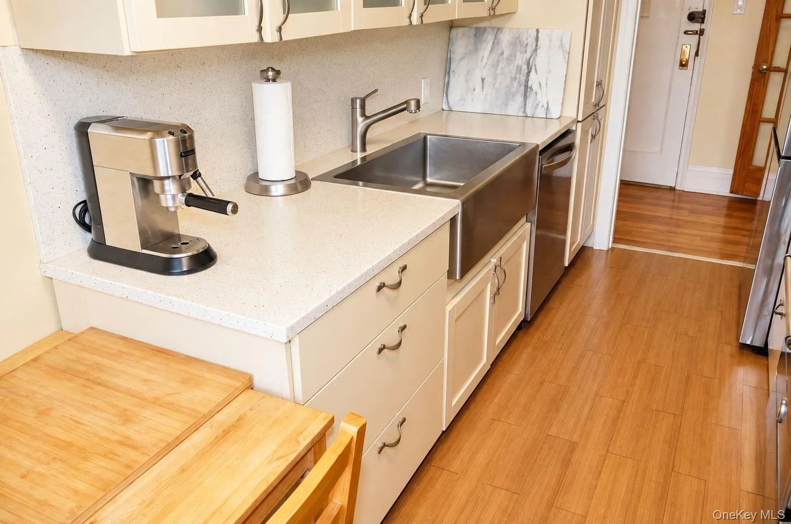 83-00 Talbot Street, New York, NY, 1 Bedroom Bedrooms, 4 Rooms Rooms,1 BathroomBathrooms,Residential Lease,For Rent,Talbot,0,1048468 83-00 Talbot Street, New York, NY, 1 Bedroom Bedrooms, 4 Rooms Rooms,1 BathroomBathrooms,Residential Lease,For Rent,Talbot,0,1048468