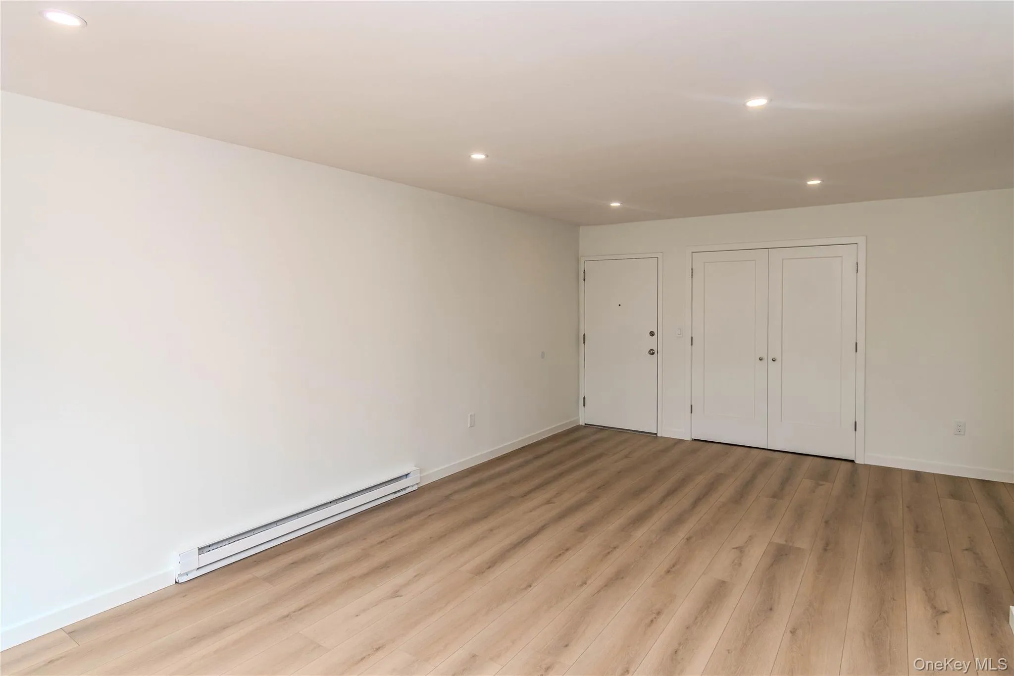 36 Richard Court, Haverstraw, NY, 1 Bedroom Bedrooms, 5 Rooms Rooms,1 BathroomBathrooms,Residential,For Rent,Richard,0,1048470 36 Richard Court, Haverstraw, NY, 1 Bedroom Bedrooms, 5 Rooms Rooms,1 BathroomBathrooms,Residential,For Rent,Richard,0,1048470