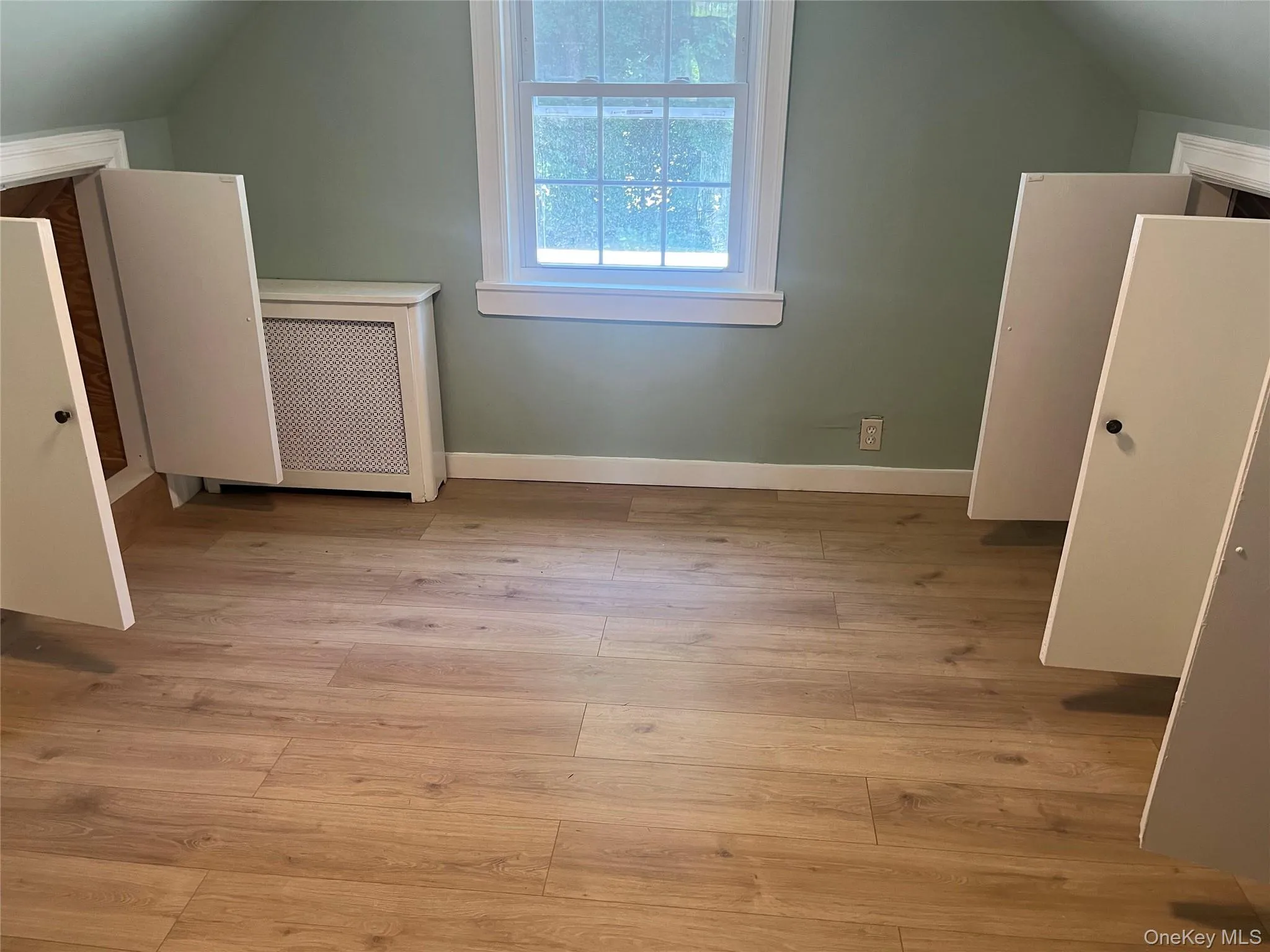 85th Road, New York, NY, 4 Bedrooms Bedrooms, 8 Rooms Rooms,1 BathroomBathrooms,Residential Lease,For Rent,Road,0,1048476 85th Road, New York, NY, 4 Bedrooms Bedrooms, 8 Rooms Rooms,1 BathroomBathrooms,Residential Lease,For Rent,Road,0,1048476