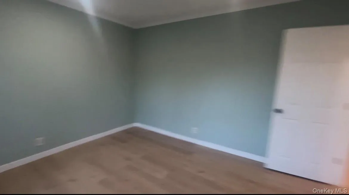 85th Road, New York, NY, 4 Bedrooms Bedrooms, 8 Rooms Rooms,1 BathroomBathrooms,Residential Lease,For Rent,Road,0,1048476 85th Road, New York, NY, 4 Bedrooms Bedrooms, 8 Rooms Rooms,1 BathroomBathrooms,Residential Lease,For Rent,Road,0,1048476