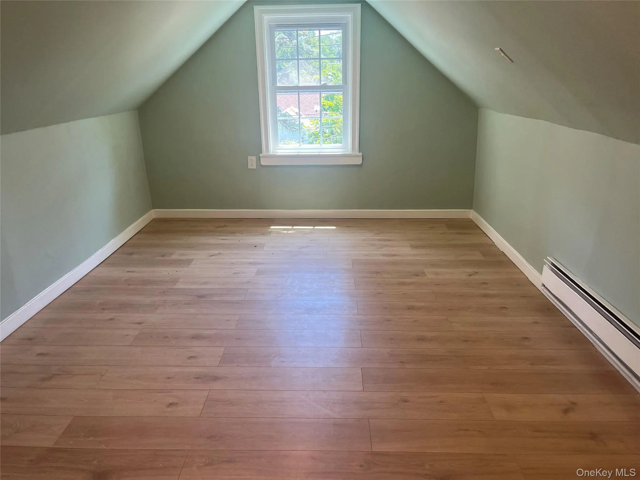 85th Road, New York, NY, 4 Bedrooms Bedrooms, 8 Rooms Rooms,1 BathroomBathrooms,Residential Lease,For Rent,Road,0,1048476 85th Road, New York, NY, 4 Bedrooms Bedrooms, 8 Rooms Rooms,1 BathroomBathrooms,Residential Lease,For Rent,Road,0,1048476